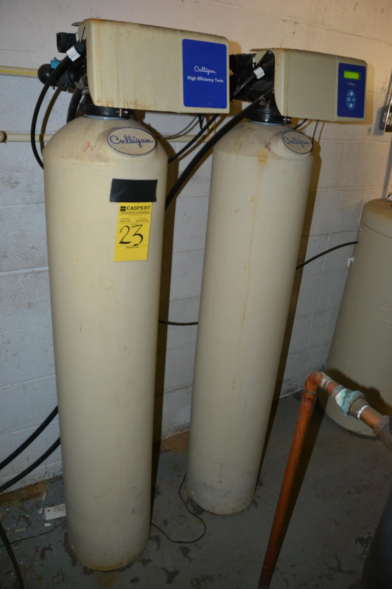 Lot - Culligan High Efficiency Twin Water Softner