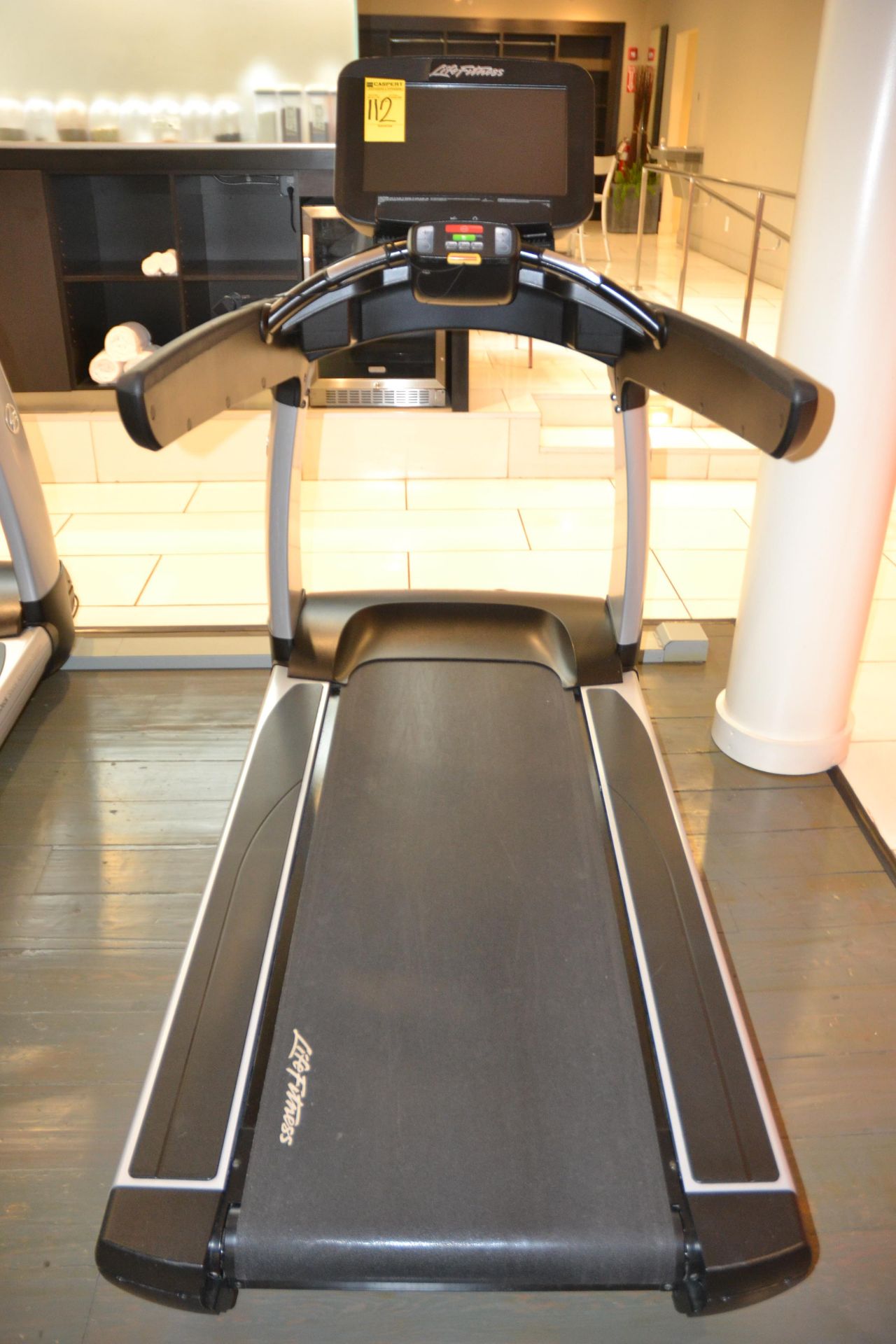 Life Fitness Flex Deck Shock Absorption Treadmill