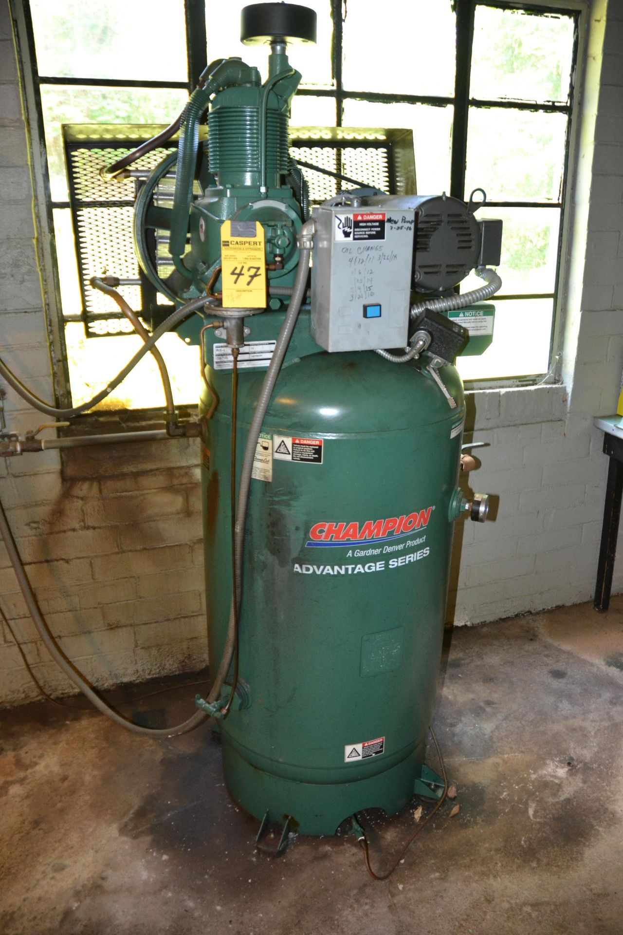 CHAMPION 7 1/2 HP COMPRESSOR WITH AIR DRYER