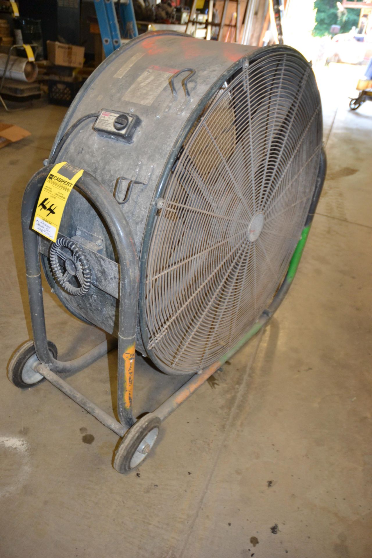 DAYTON FLOOR FAN, 1YNWS