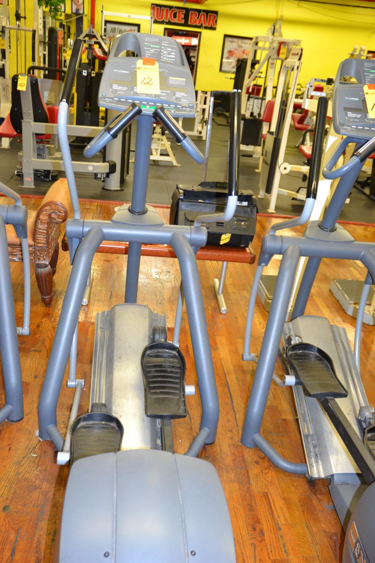 PRECOR EFX556I ELLIPTICAL