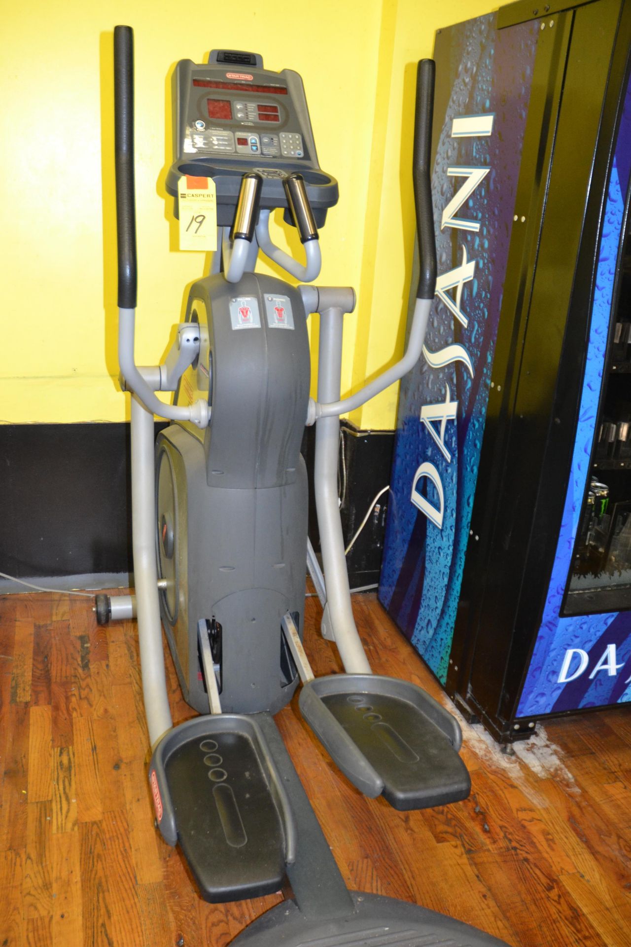 STAR TRAC ELITE SELECT FIT ELLIPTICAL