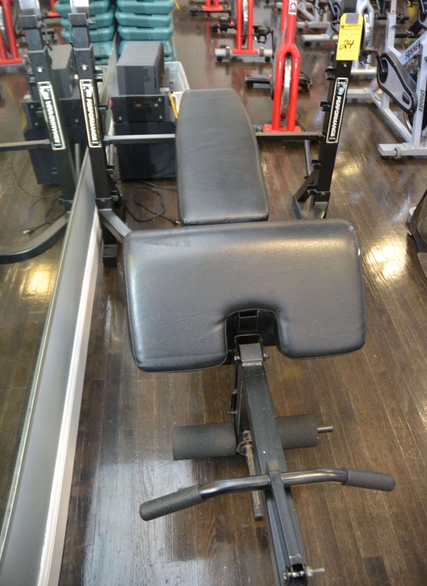 PERFORMACE SERIES 630LX WEIGHT BENCH