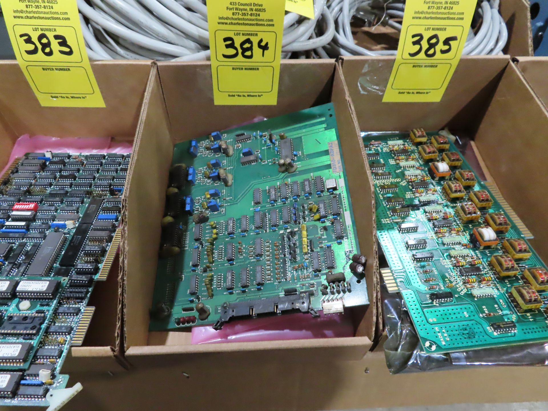 Omron FD310-ADPA2 servo controller interface, as always, with Brolyn LLC auctions, all lots can be