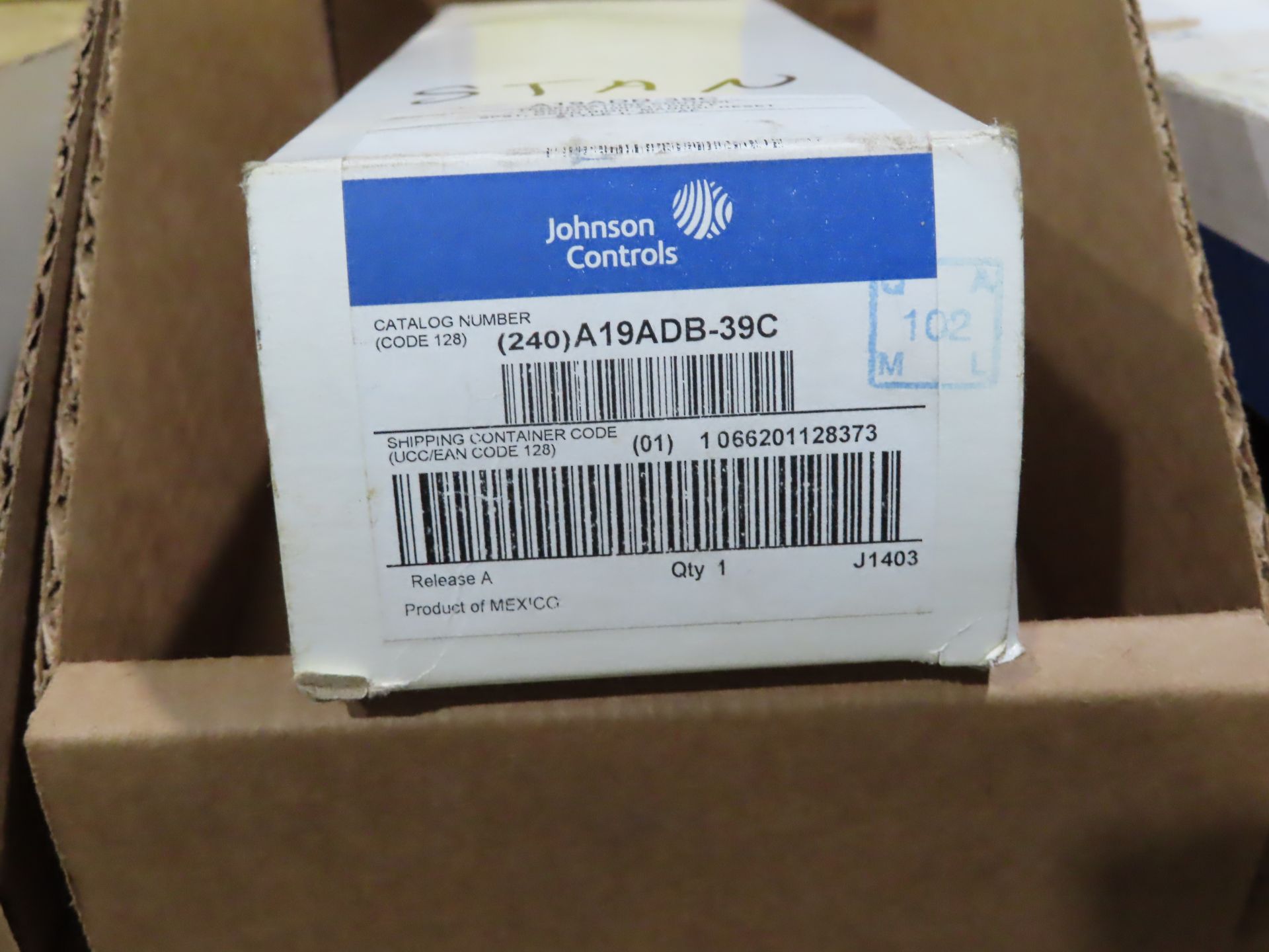 Johnson Controls model A19ADB-39C, new in box, as always, with Brolyn LLC auctions, all lots can - Image 2 of 2