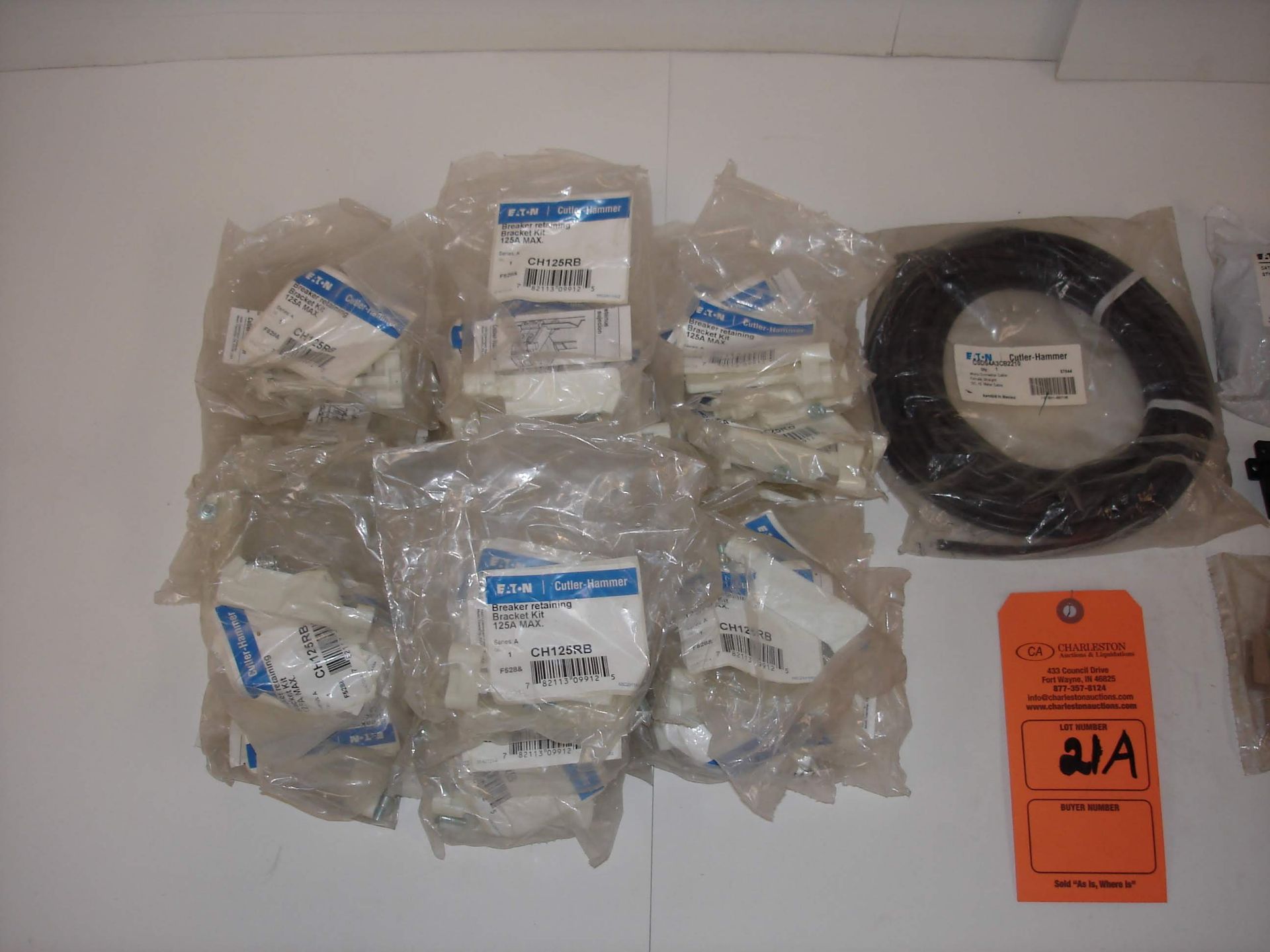 (35+) MISC EATON CUTLER-HAMMER ELECTICAL PARTS: EATON CH125RB AND ALL OTHER ITEMS INCLUDED IN - Image 2 of 2