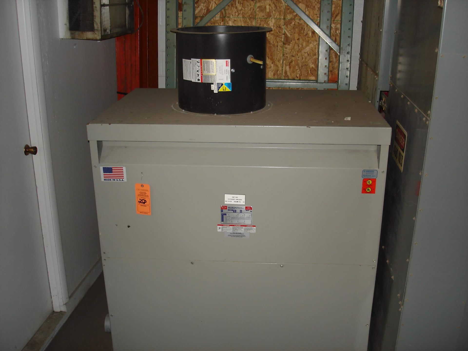 (1) VERY LARGE OLSUN ELECTRIC A61165 MOTOR DRIVE TRANSFORMER 550KVA 3PH 690A REFER TO PHOTOS!