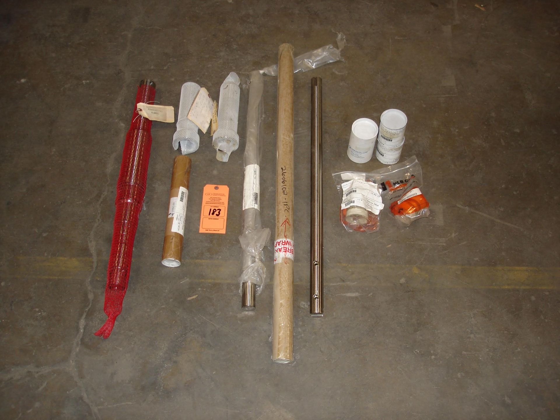 (12) MISC MOTOR SHAFTS AND PACKING SETS: NLB MEMOLUB GOULDS AND ALL OTHER ITEMS INCLUDED IN PHOTOS!