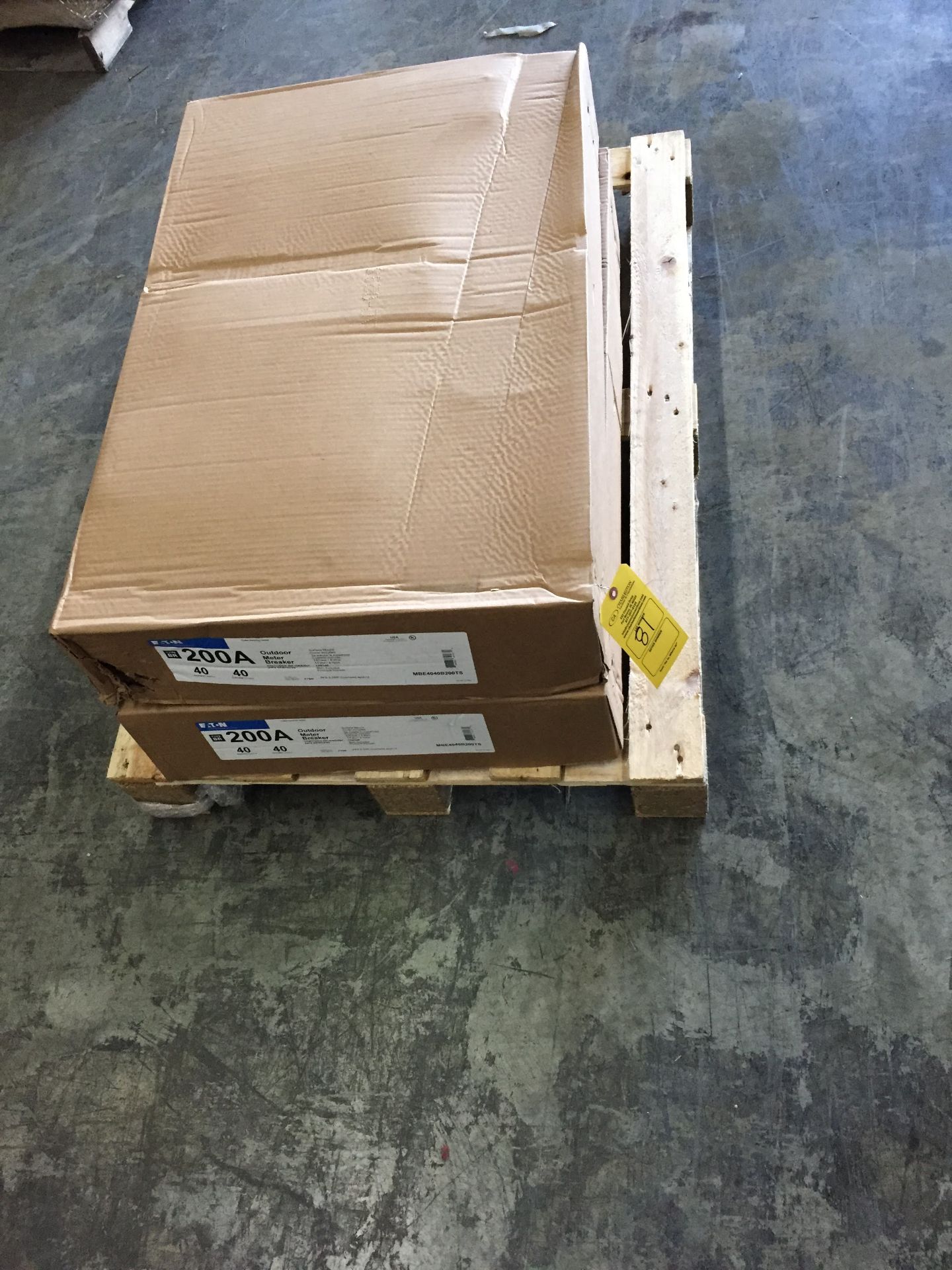 PALLET OF (2) EATON 200A OUTDOOR METER BREAKER; 40 SPACES; TYPE BR MODEL-MBE4040B200TS