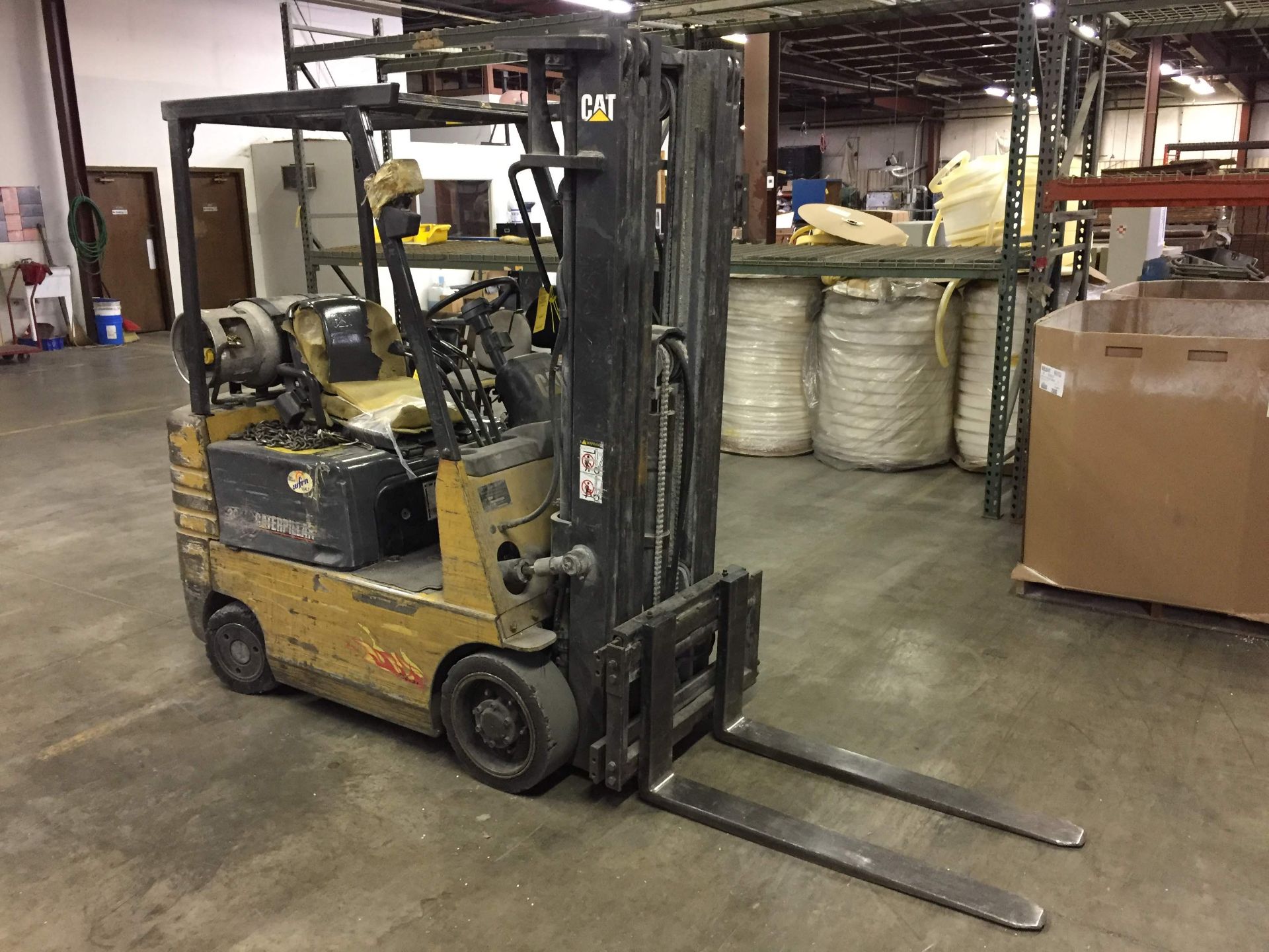 (1) CATERPILLAR FORKLIFT MODEL-GC15 S#2EM06028 CAPACITY 3000 LBS; 3 ...