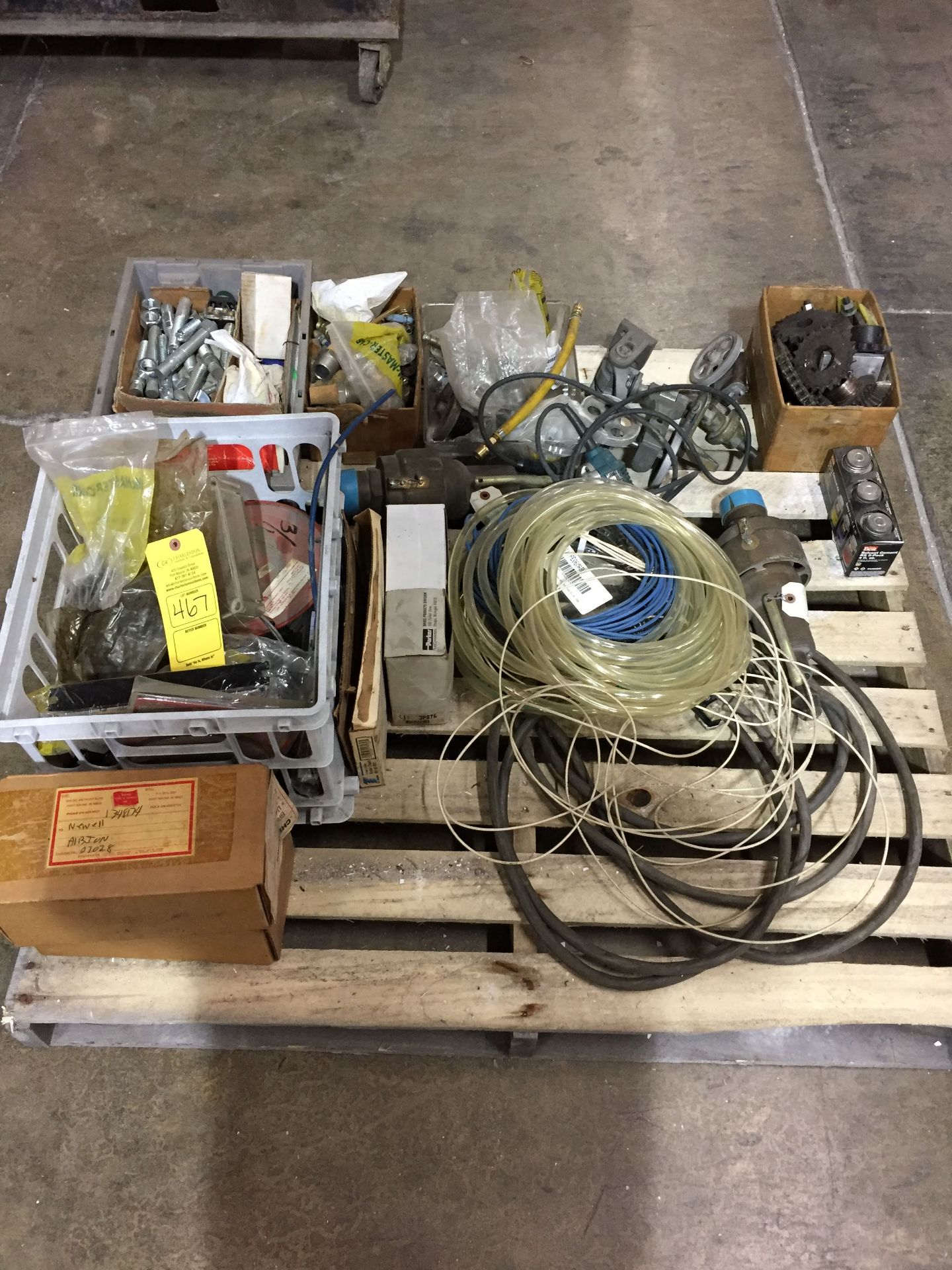 PALLET OF MISC. INCLUDING AIR FITTINGS; ROUTER; CABLE & CHAINS