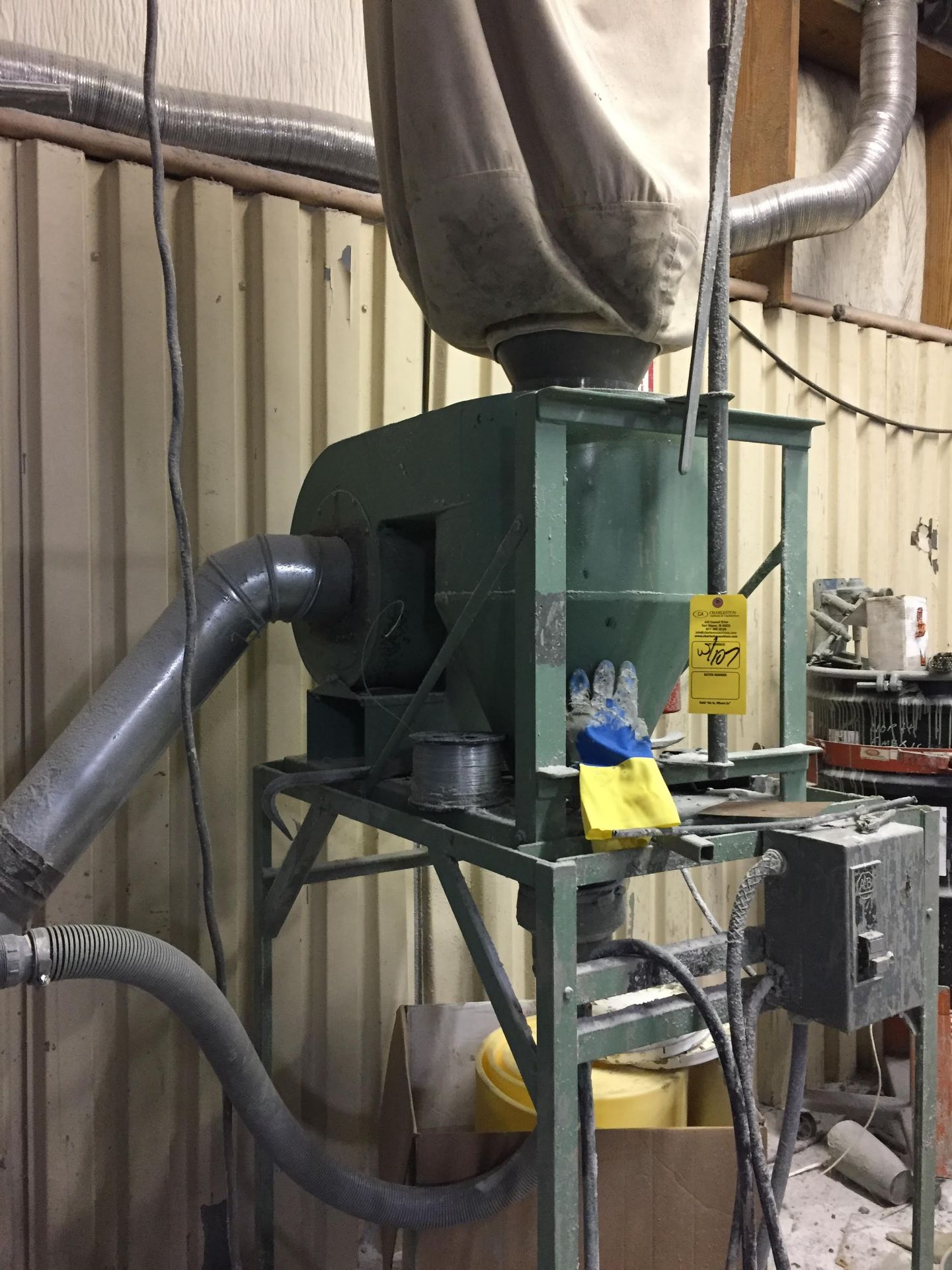 POWDER COAT MACHINE W/ DUST COLLECTOR - Image 2 of 2