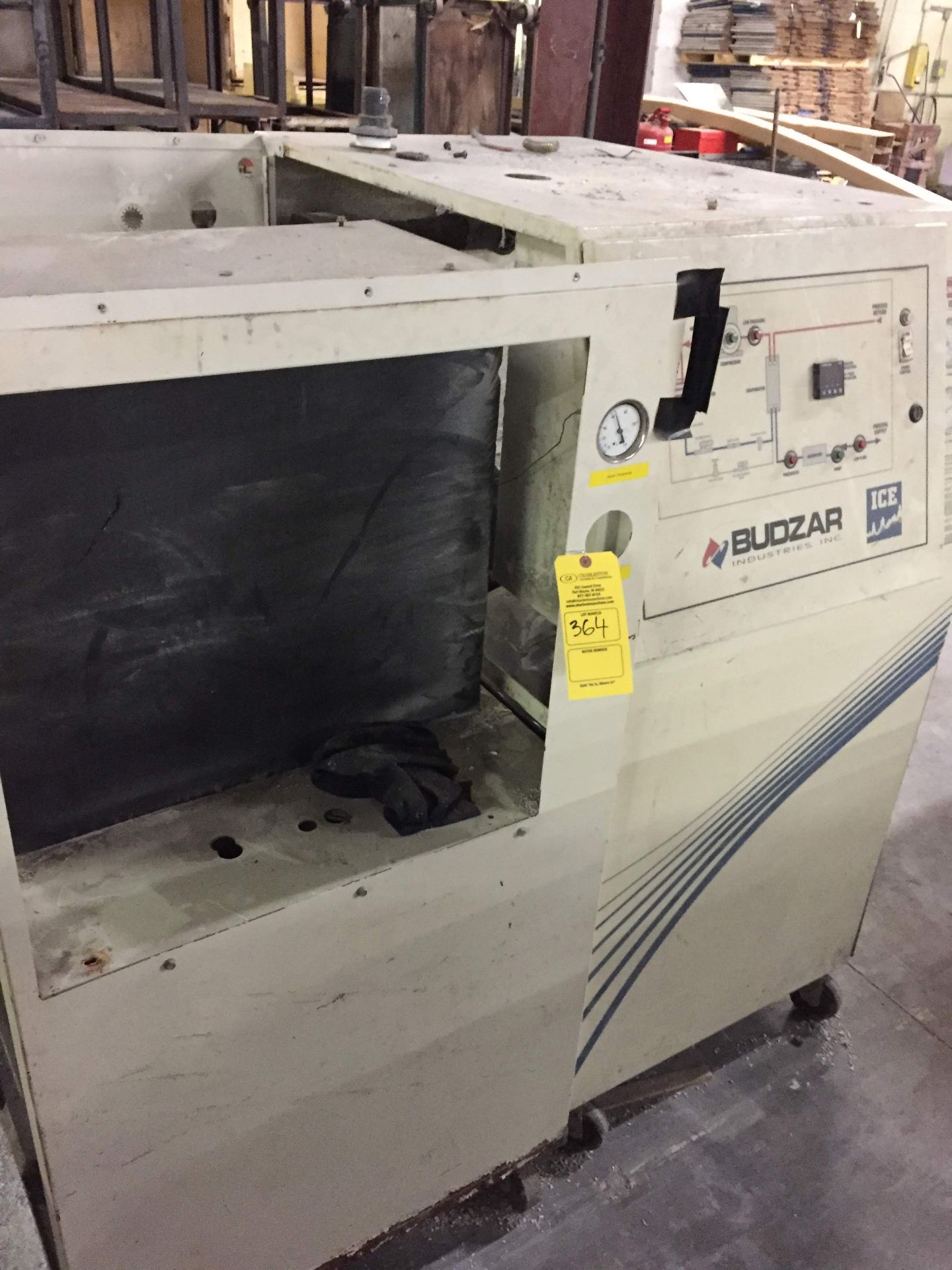 BUDZAR INDUSTRIES INC. WATER CHILLER (FOR PARTS ONLY)