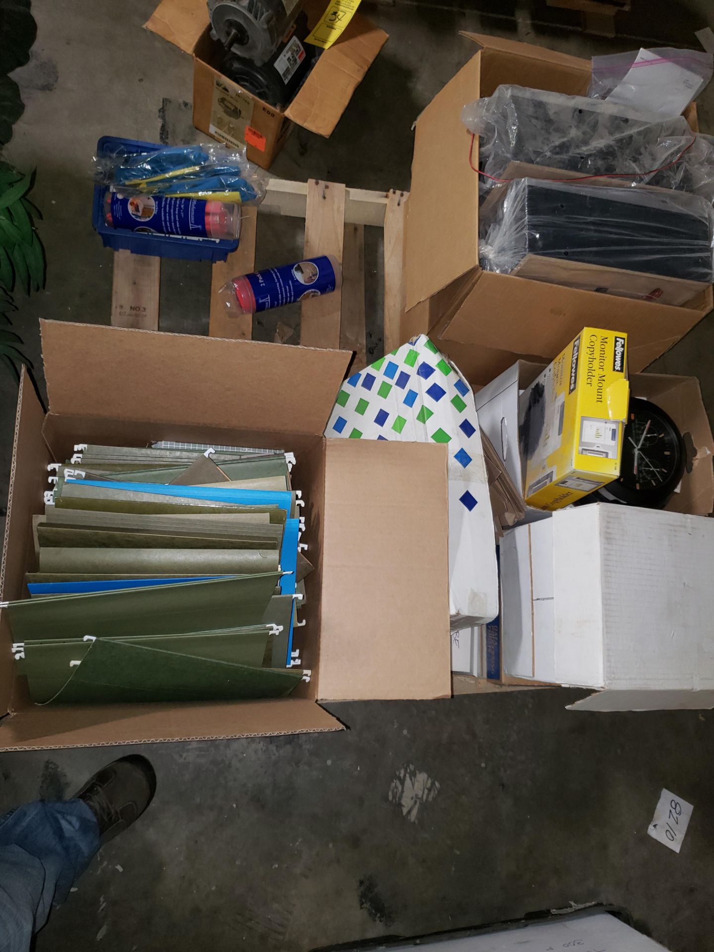 PALLET OF OFFICE SUPPLIES - Image 2 of 2