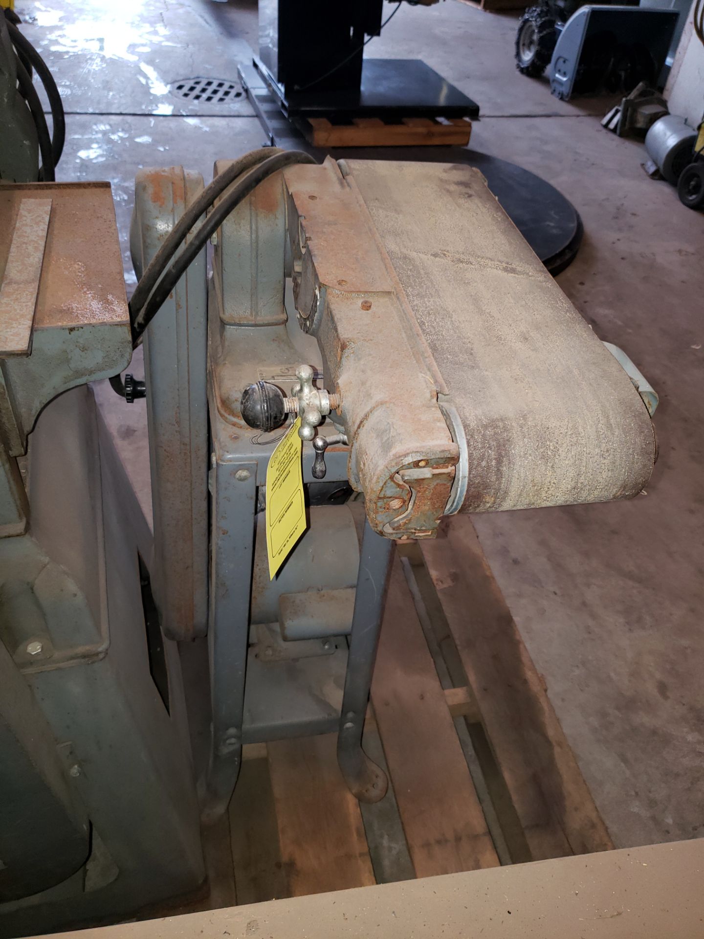 ROCKWELL BELT SANDER MODEL-31-501 S#DM810 - Image 2 of 2