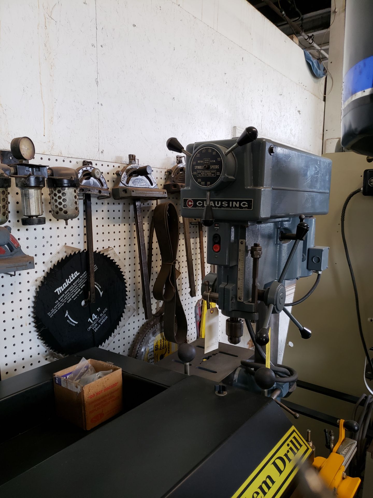 CLAUSING DRILL PRESS 15" VARIABLE SPEED ¾HP/3PH - Image 2 of 2