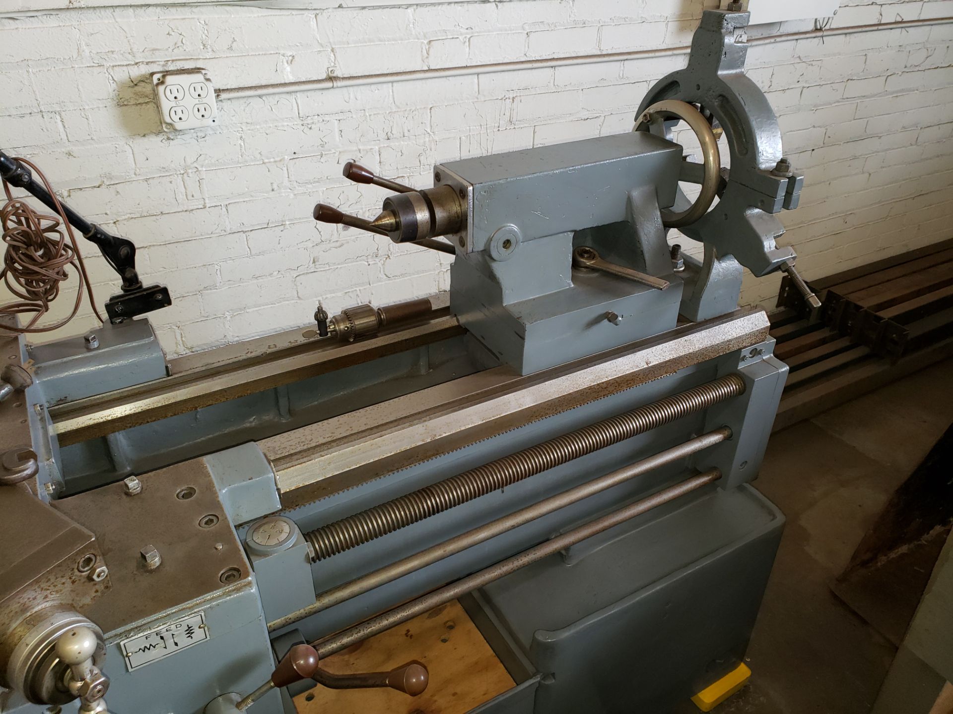 1975 SANYUEN GAP BED LATHE MODEL-SY-SAG2500 MFG NO.-135 48" DBC & 18" SWING - Image 6 of 7