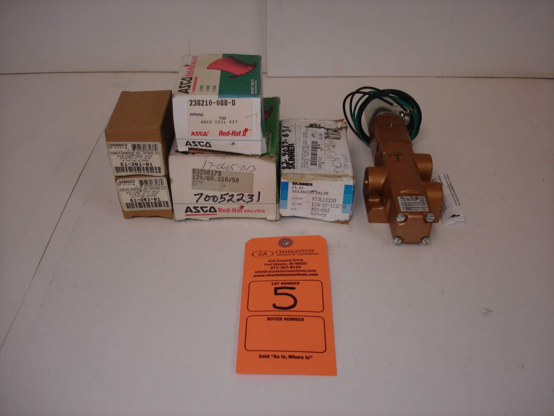 (6) NEW MISC BRANDED VALVES AND COILS: ASCO 238210-088-D AND ALL OTHER ITEMS INCLUDED IN PHOTOS! (