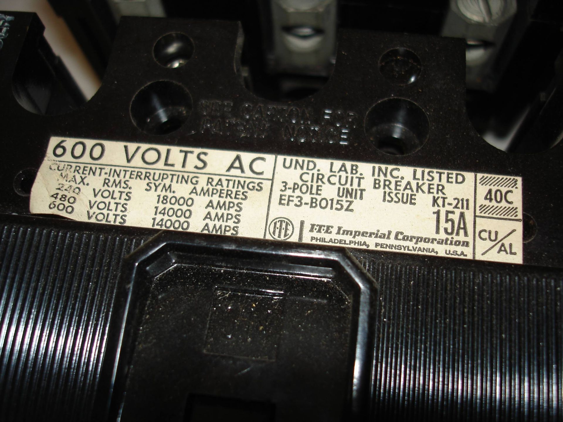 (6) I-T-E 15A 600V EF3-BO15Z BREAKERS: ALL ITEMS INCLUDED IN PHOTOS! (LOCATED AT: 1200 KIBBY - Image 2 of 2
