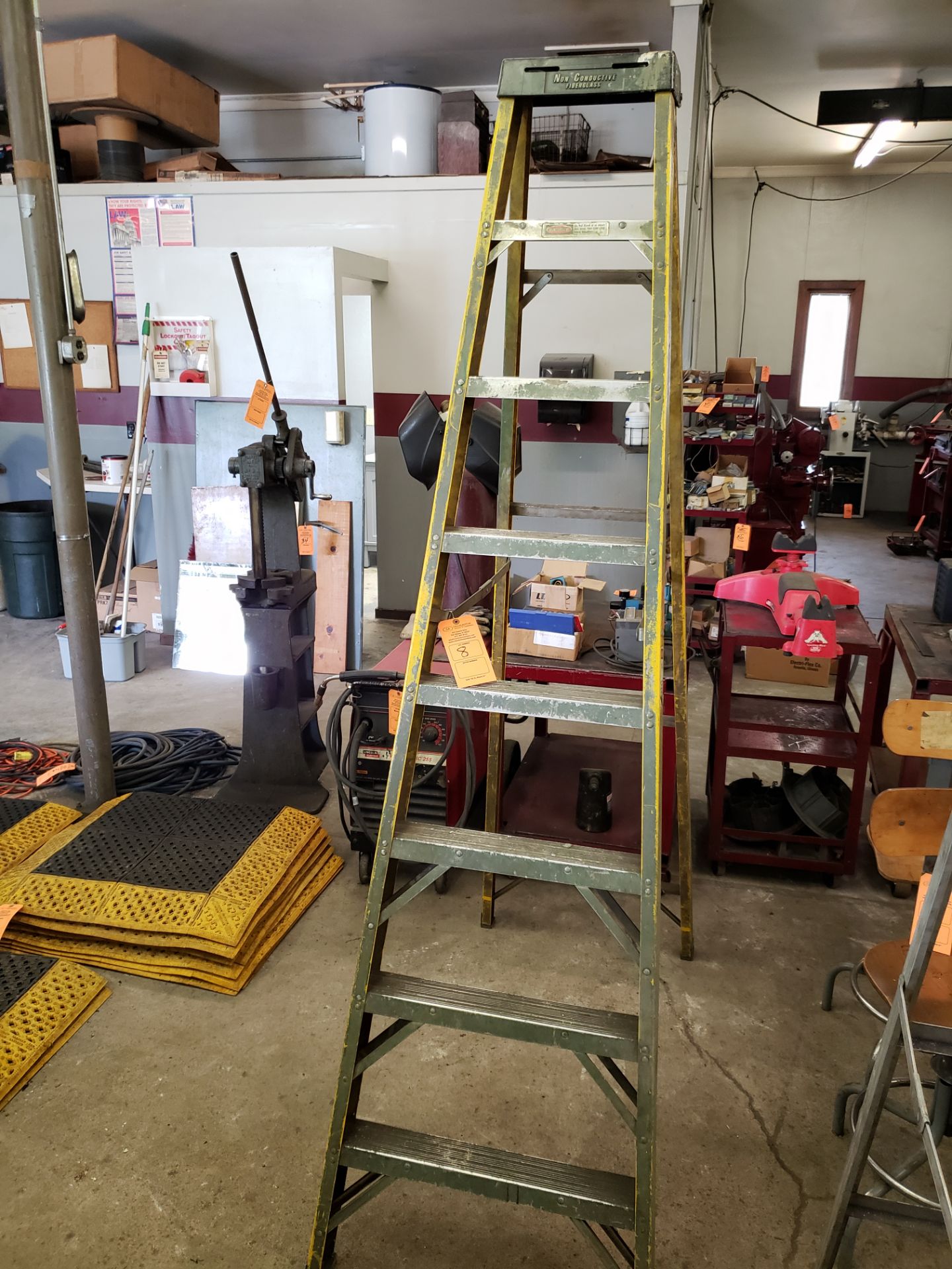 8' FIBER GLASS LADDER