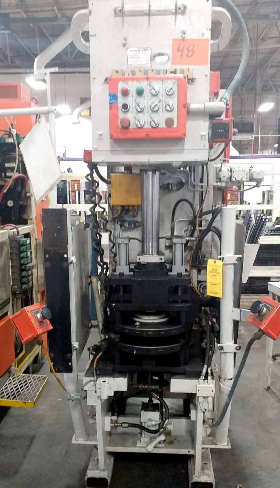 HANNIFIN Hydraulic press, Model 15-24-18-28-2-2-M, N/S F519 8 9, 15 Tons, PSI Max 1530, Máquina