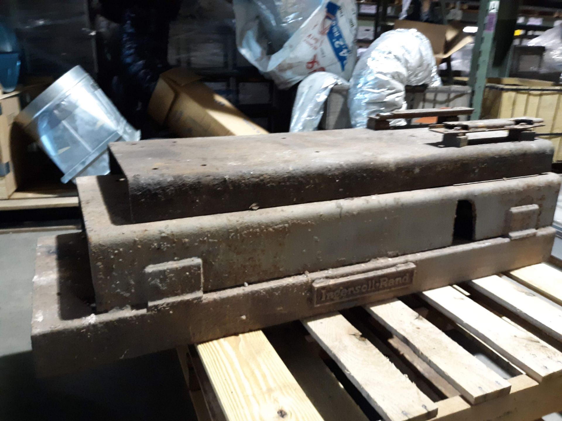 PARTS FOR SCRAP IRON(LOCATED AT: 570 S. MAIN STREET, CHURUBUSCO, IN 46723) RIGGING FEE: $10