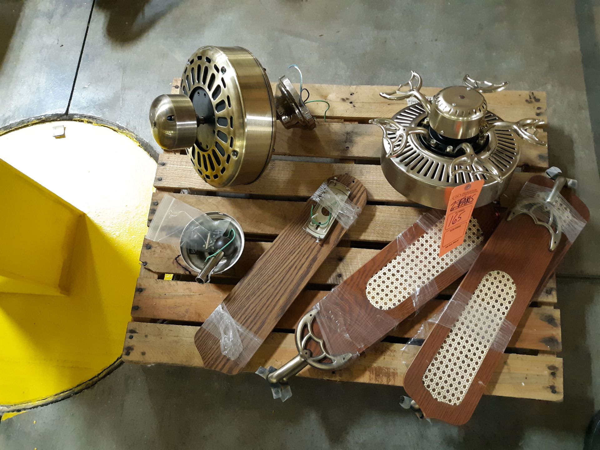 (2) GOLD-TONE CEILING FANS (LOCATED AT: 570 S. MAIN STREET, CHURUBUSCO, IN 46723) RIGGING FEE: $10