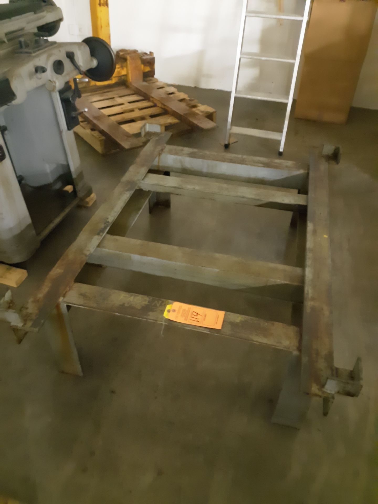 STEEL PLATFORM (LOCATED AT: 570 S. MAIN STREET, CHURUBUSCO, IN 46723) RIGGING FEE: $10