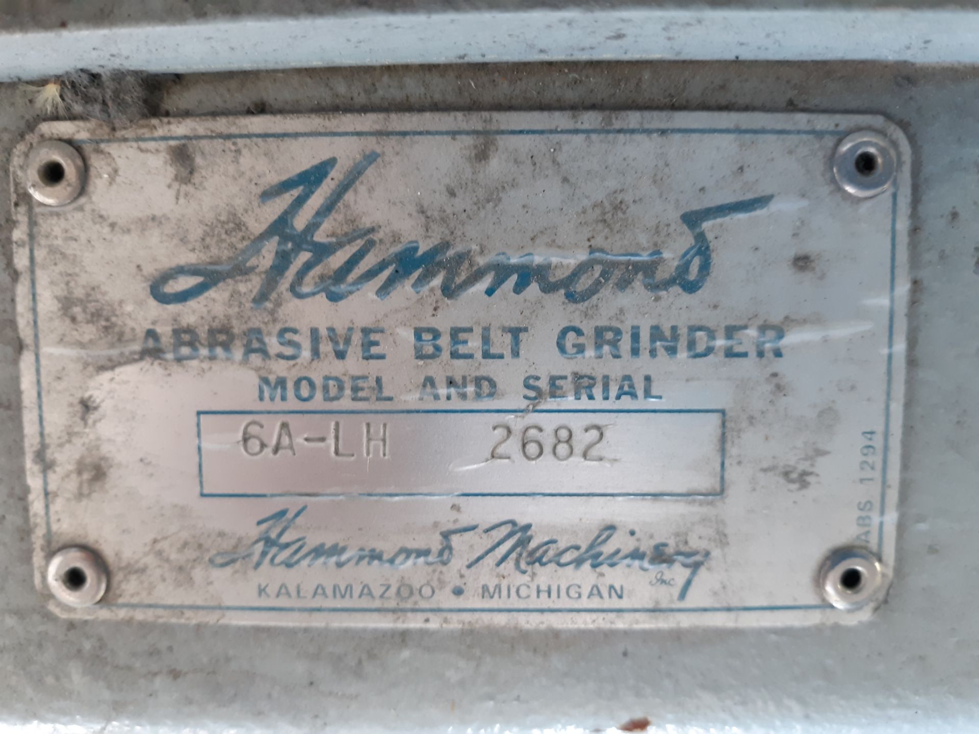 HAMMOND ABRASIVE BELT GRINDER MODEL-6A-LH S#2682 (LOCATED AT: 433 COUNCIL DRIVE, FORT WAYNE, IN - Image 3 of 3