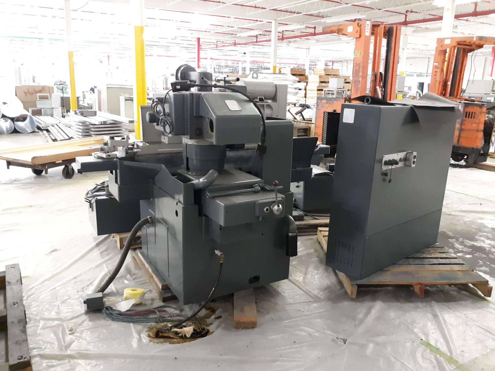 KELLENBERGER GRINDER MODEL-600U S#1423 230/60/3 DISASSEMBLED FOR TRANSPORT; RIGGING FEE: $10 - Image 2 of 7