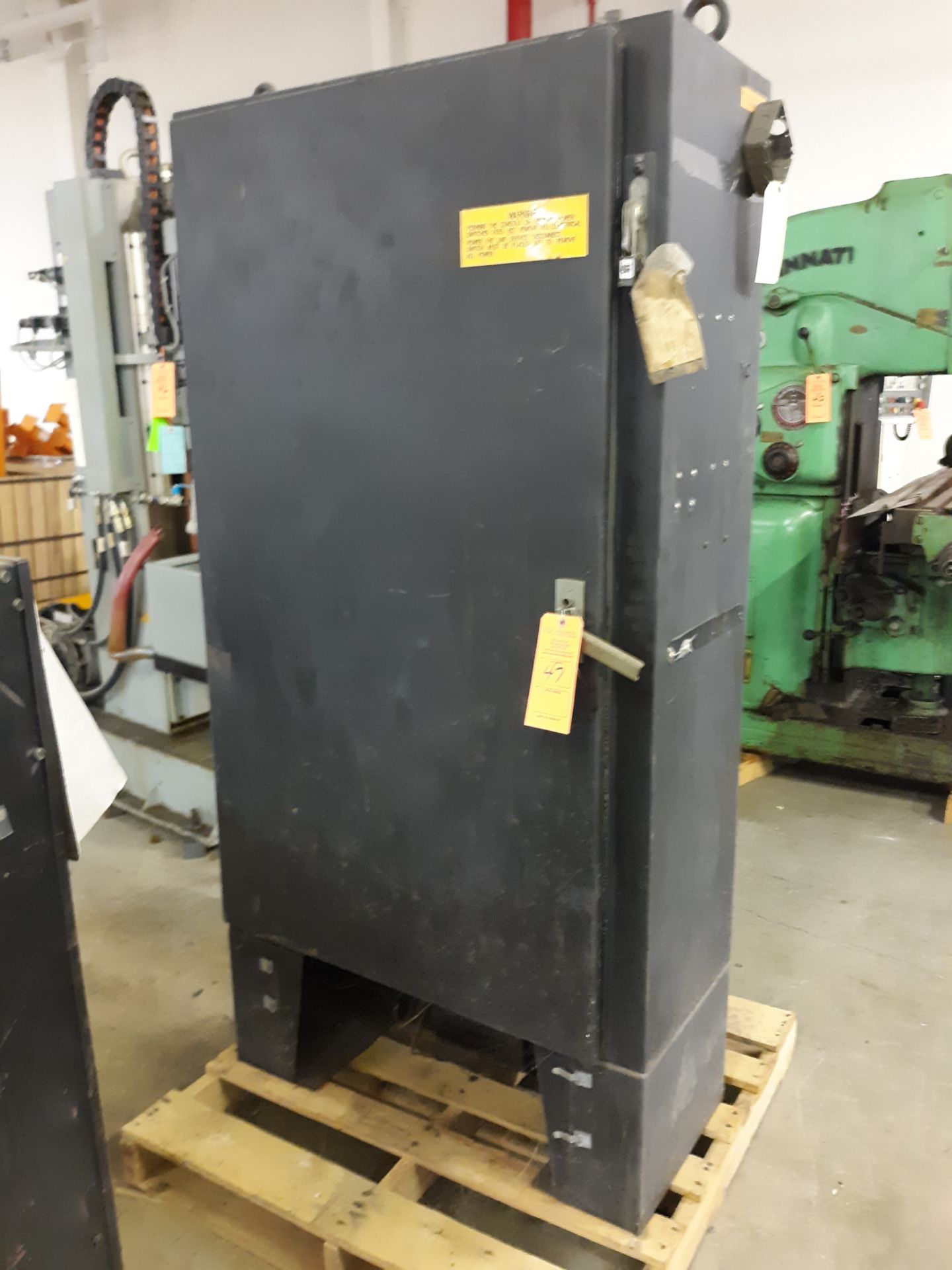 CONTROL CABINET (LOCATED AT: 570 S. MAIN STREET, CHURUBUSCO, IN 46723) RIGGING FEE: $10