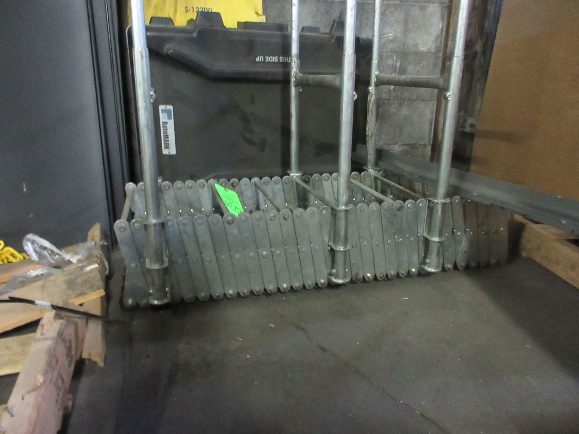 CONVEYOR STRETCH ROLLER. SOLD AS IS. HANDLING FEES $0-$10. 219 MURRAY STR. FORT WAYNE. IN. 46803 - Image 2 of 2