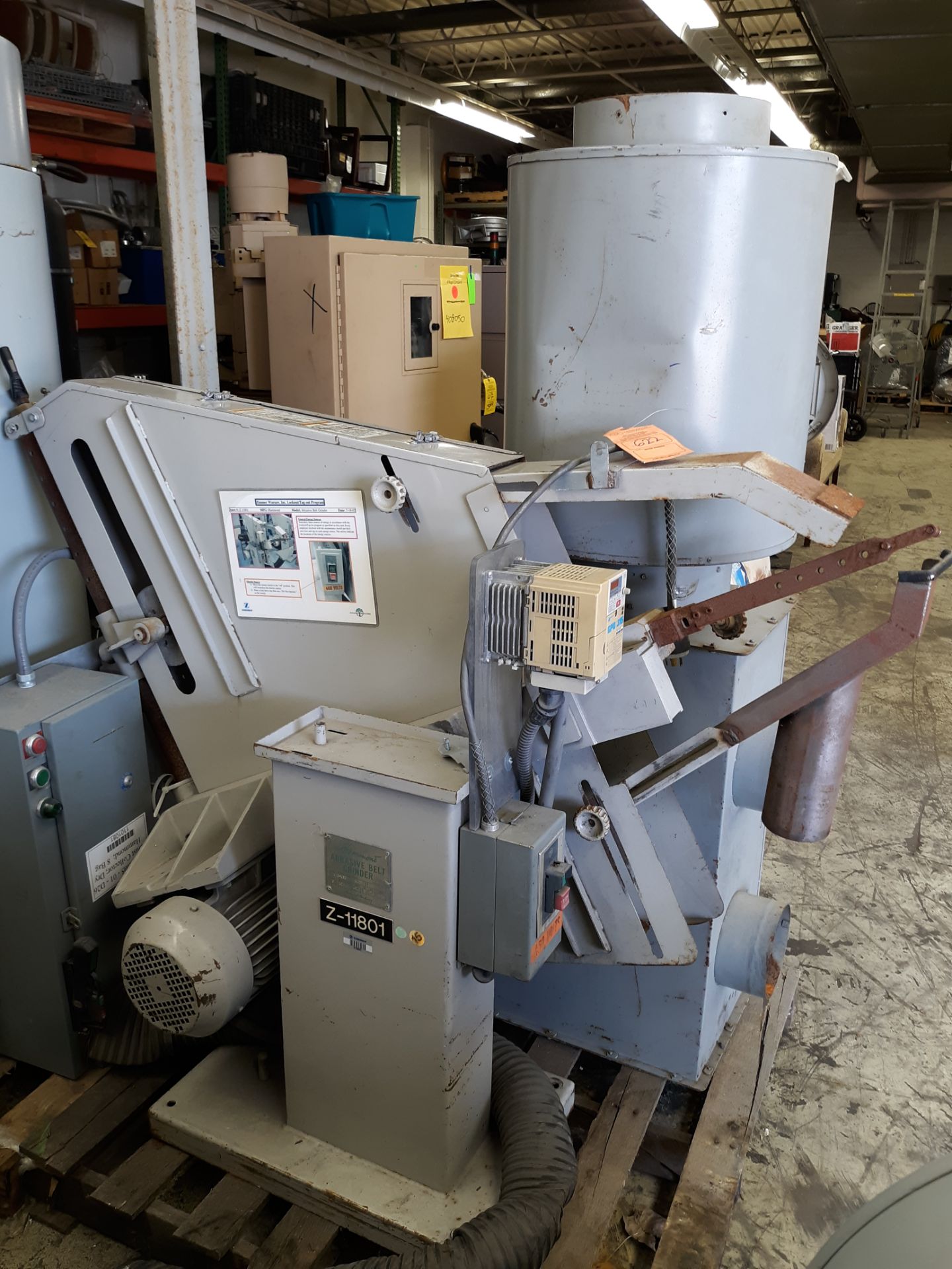 HAMMOND ABRASIVE BELT GRINDER MODEL-UBG-132 S#4067 (LOCATED AT: 433 COUNCIL DRIVE, FORT WAYNE, IN