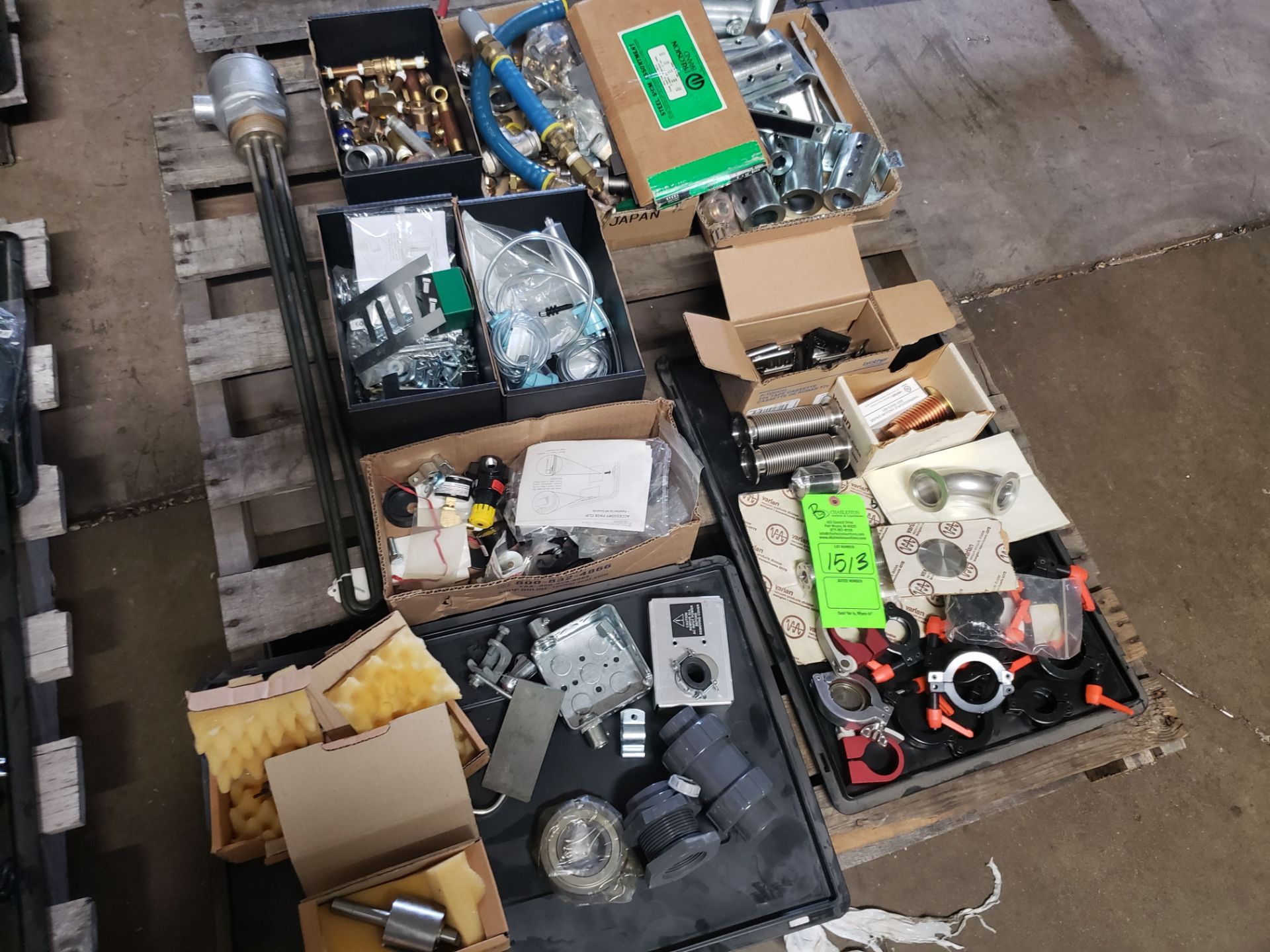 LOT OF MISC. ITEMS BRASS FITTING; AIR REGULATORS & HARDWARE (LOCATED AT: 432 COUNCIL DRIVE, FORT