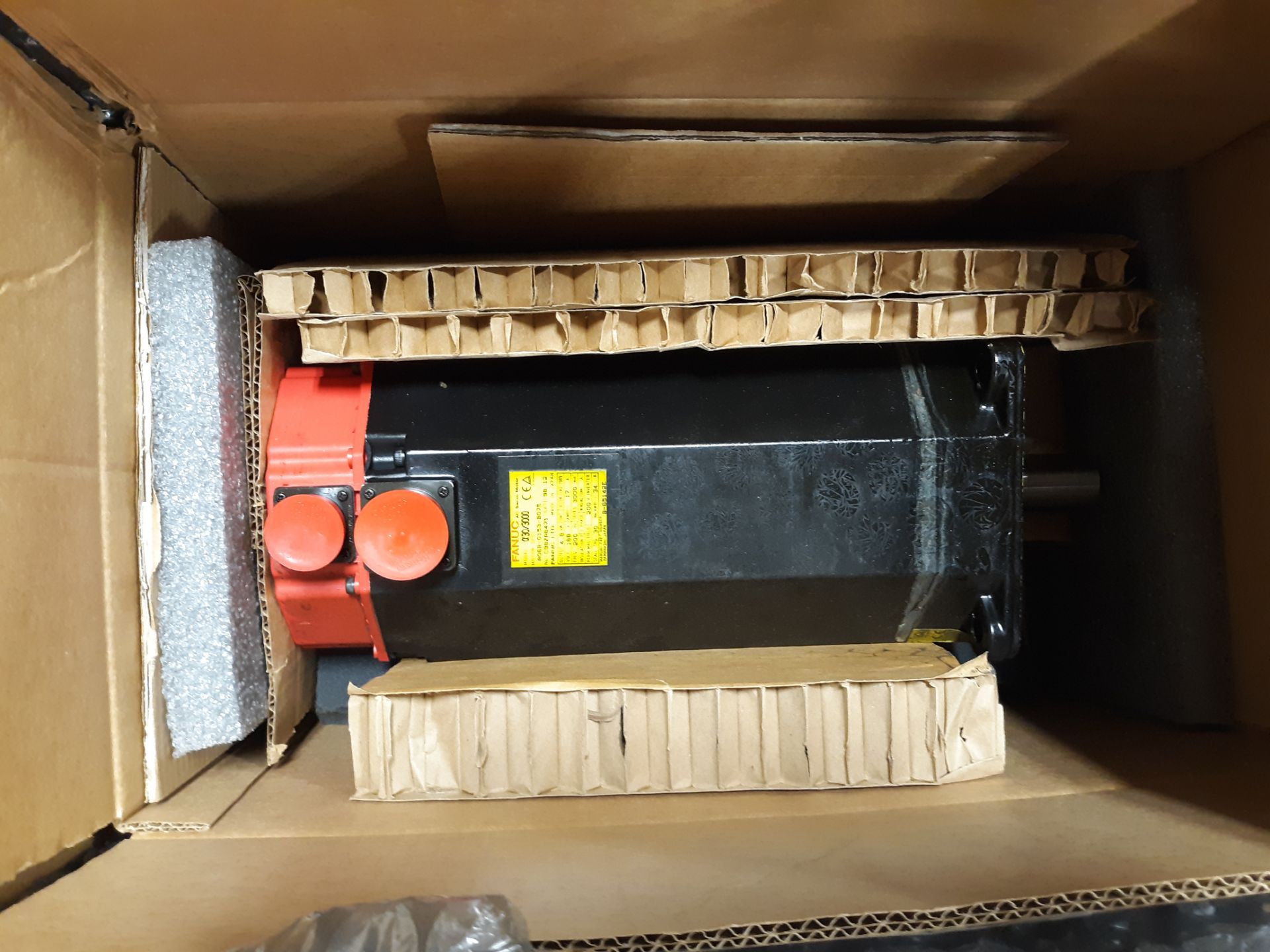 FANUC A/C SERVO MOTOR MODEL-ALPHA30-3000 MOTOR SPEC 406B-0153-B075 RIGGING FEE $10