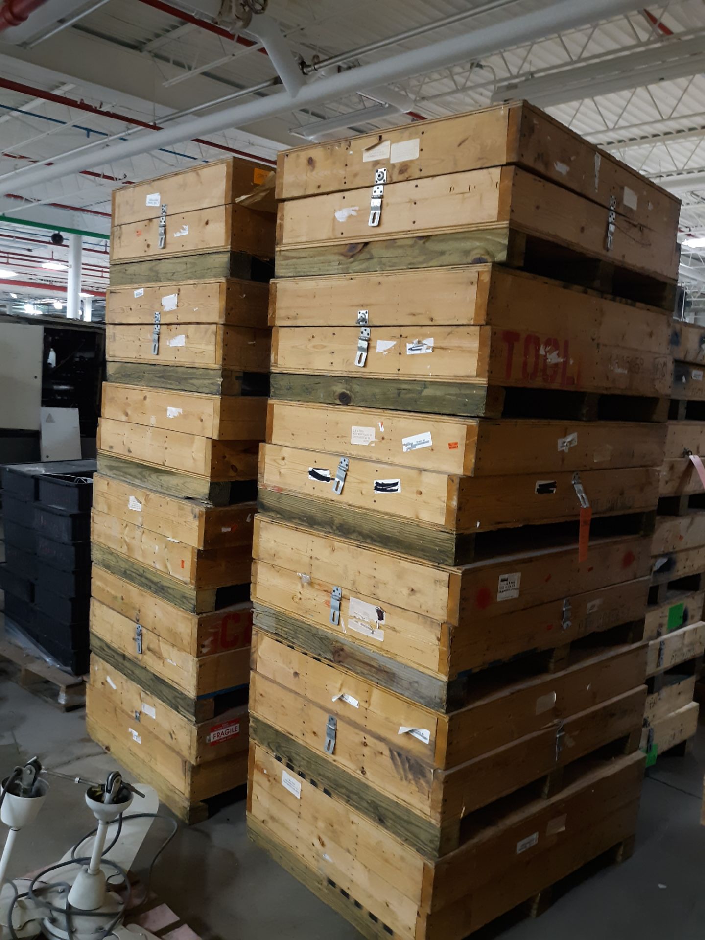 (2) STACKS OF SHIPPING/STORAGE CRATES FOR MACHINERY TOOLING ; RIGGING FEE: $10