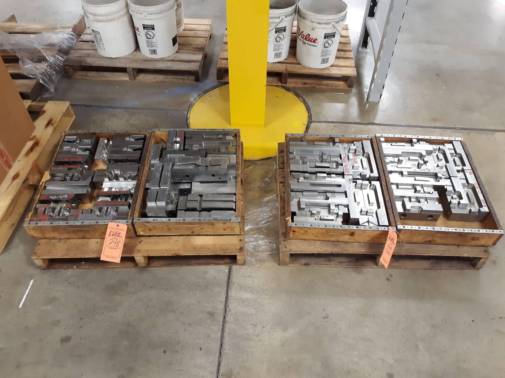 (2) PALLETS OF STEEL DIES (LOCATED AT: 570 S. MAIN STREET, CHURUBUSCO, IN 46723) RIGGING FEE: $10