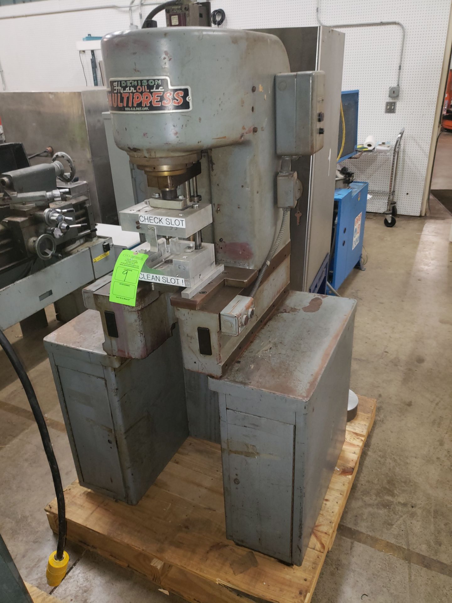 DENISON HYDRAULIC MULTIPRESS MODEL-DF4CO1A59A13S01 S#13051 T7 3HP (LOCATED AT: 432 COUNCIL DRIVE,