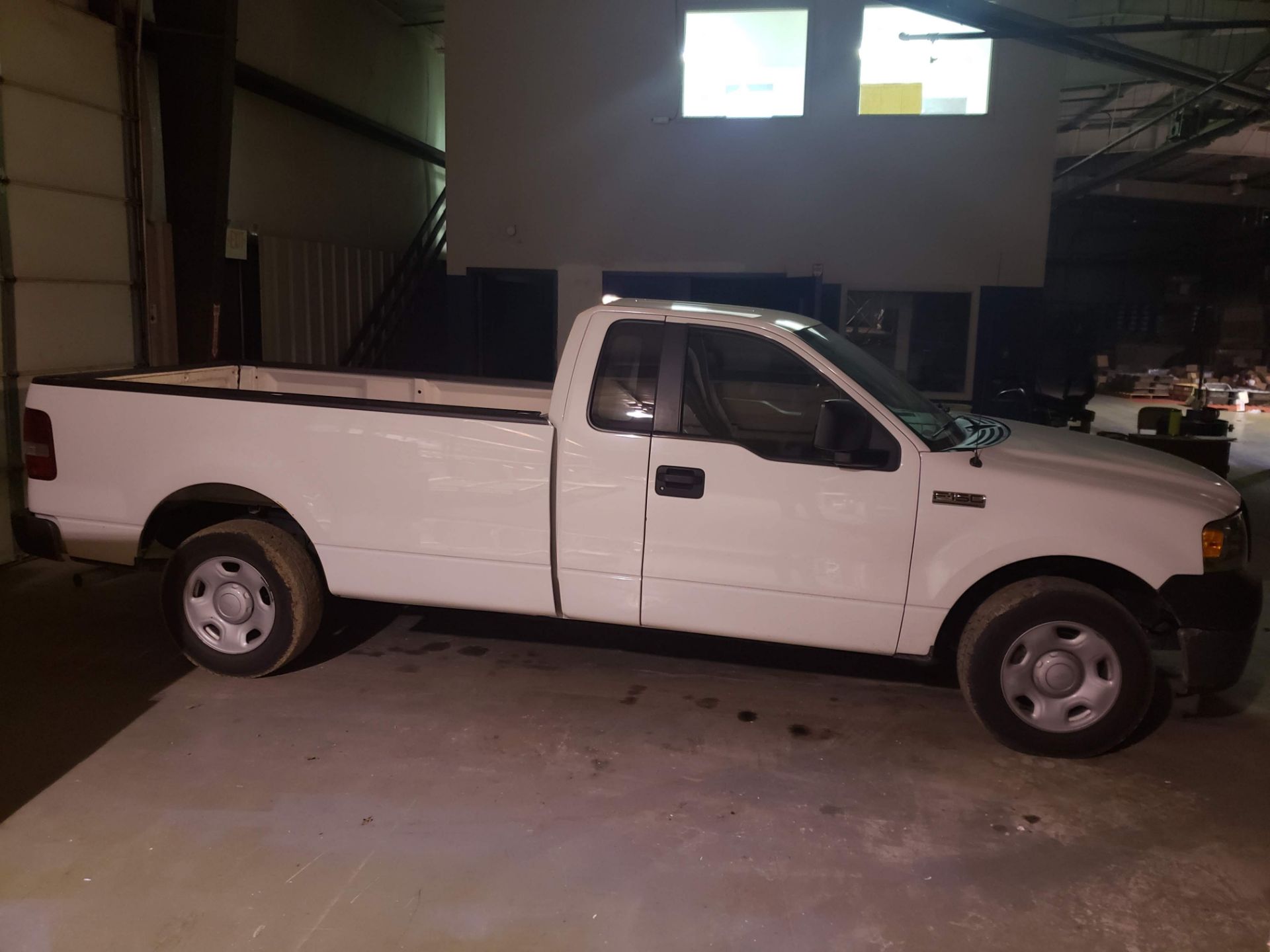 2008 FORD F-150 PICK UP TRUCK 8' BED AUTOMATIC TRANSMISSION 55,896 MILES - Image 4 of 9