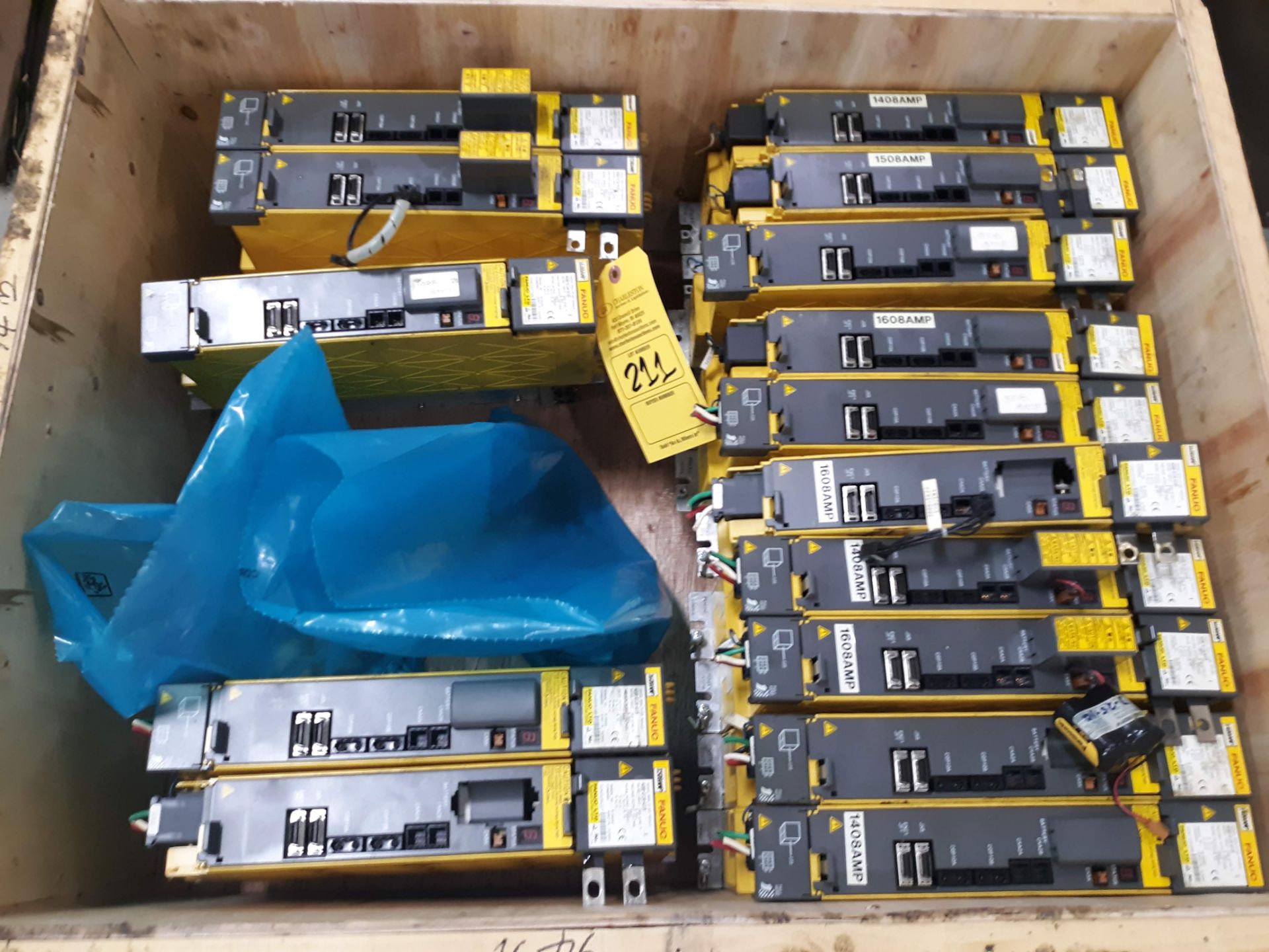 CRATE OF (15) FANUC SERVO AMPLIFIER MODULES (14) MODEL-A06B-6124-H105 (1) MODEL-A06B-6124-H104(