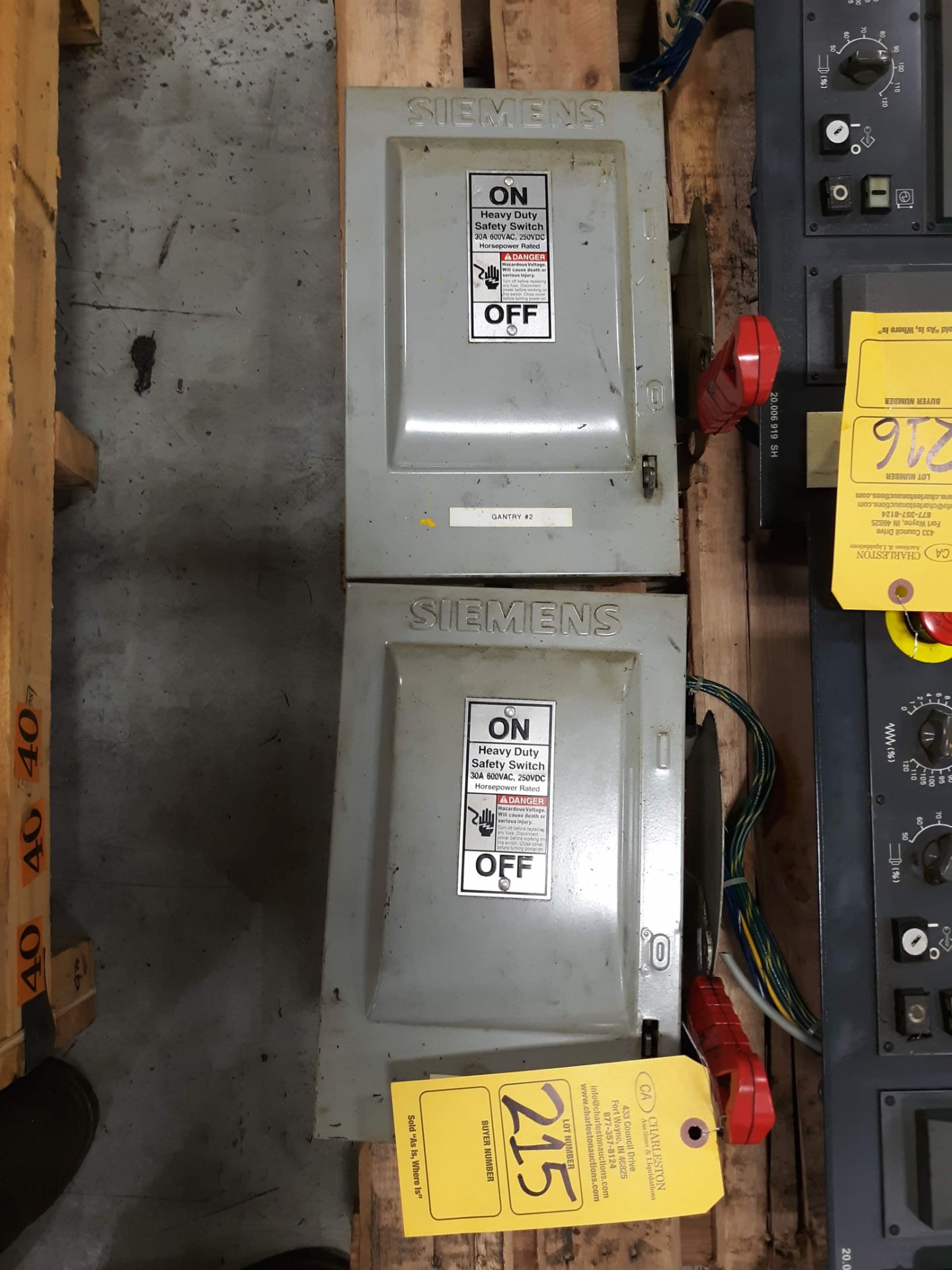 (2) SIEMENS HEAVY-DUTY SAFETY SWITCHES CAT NO. HNF361 NON-FUSIBLE TYPE:VBII 30 AMP(LOCATED AT: 131