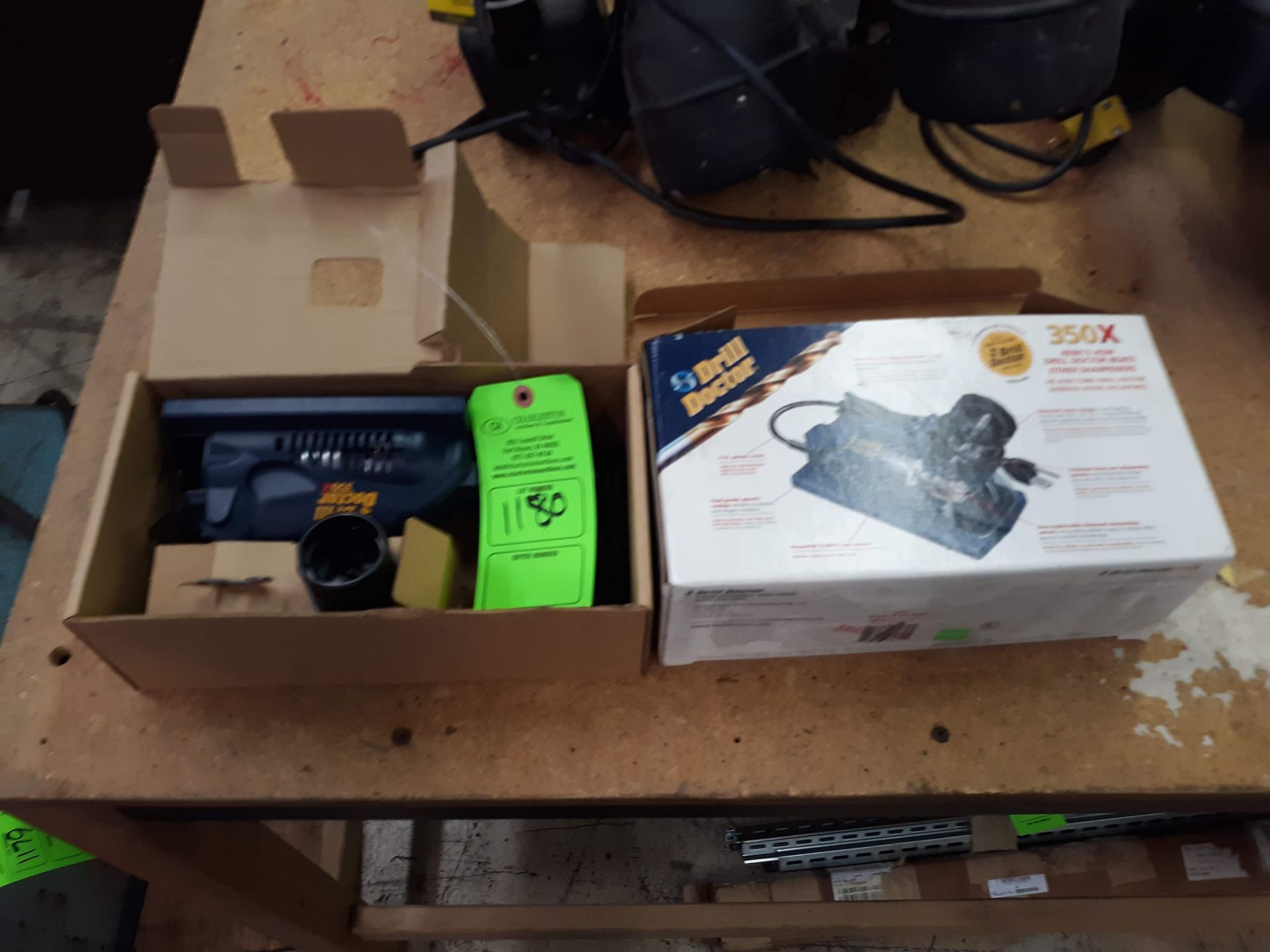 DRILL DOCTOR 350 X DRILL BIT SHARPENER IN BOX (LOCATED AT: 432 COUNCIL DRIVE, FORT WAYNE, IN 46825)