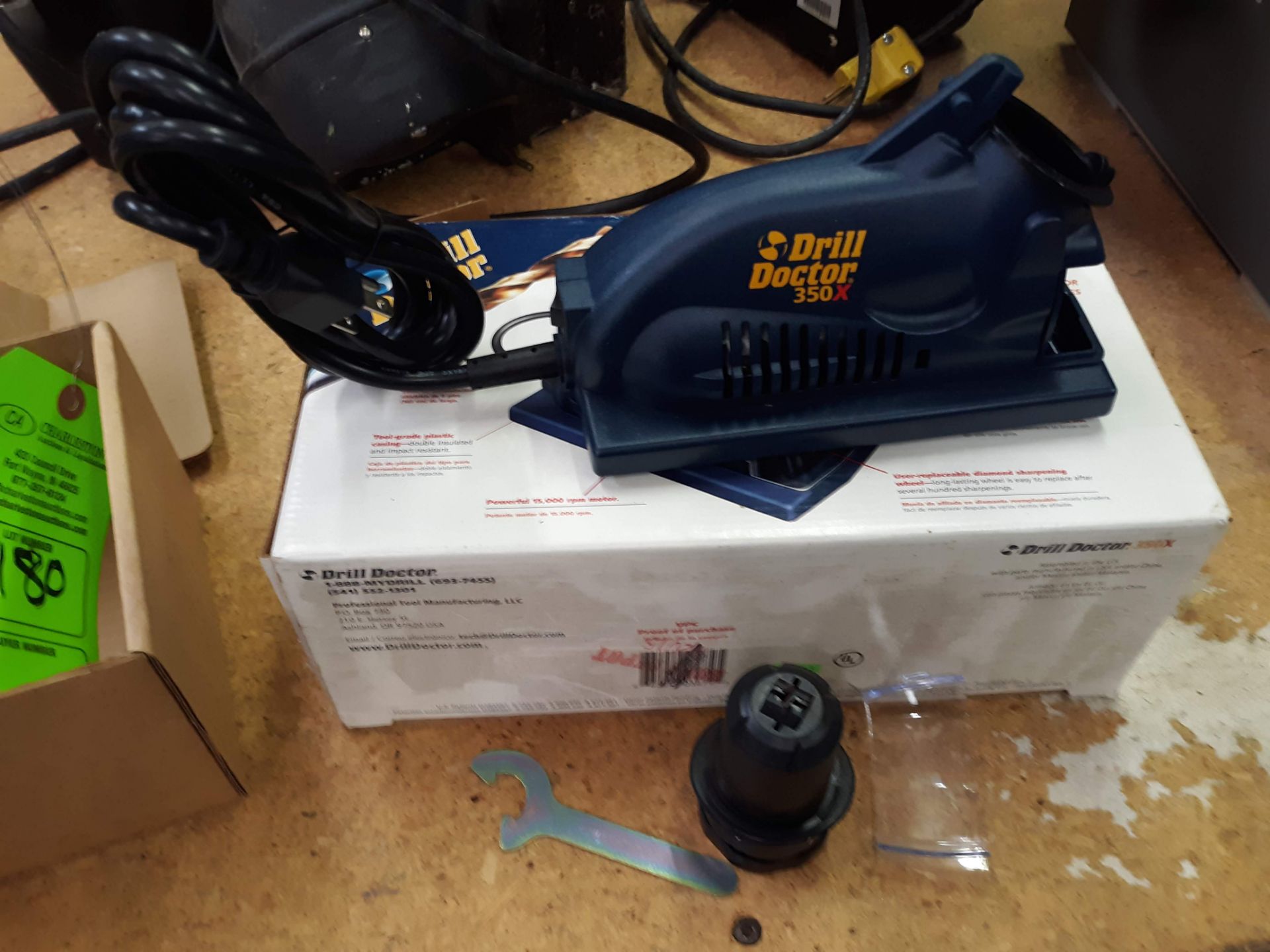 DRILL DOCTOR 350 X DRILL BIT SHARPENER IN BOX (LOCATED AT: 432 COUNCIL DRIVE, FORT WAYNE, IN 46825) - Image 2 of 2