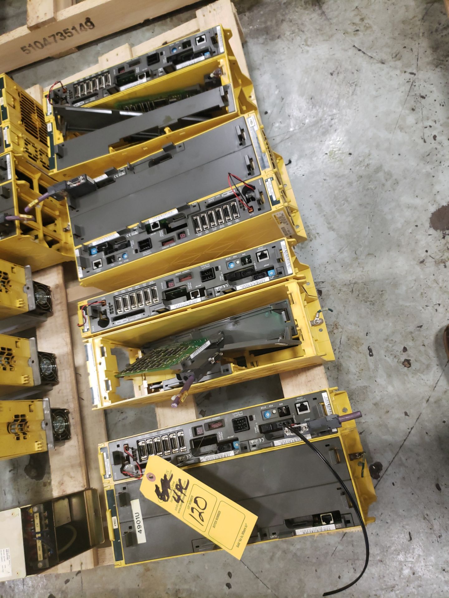 (4) FANUC SERIES 160i-MB CONTROLLERS TYPE: A02B-0281-B803(LOCATED AT: 131 W. HARVEST STREET,