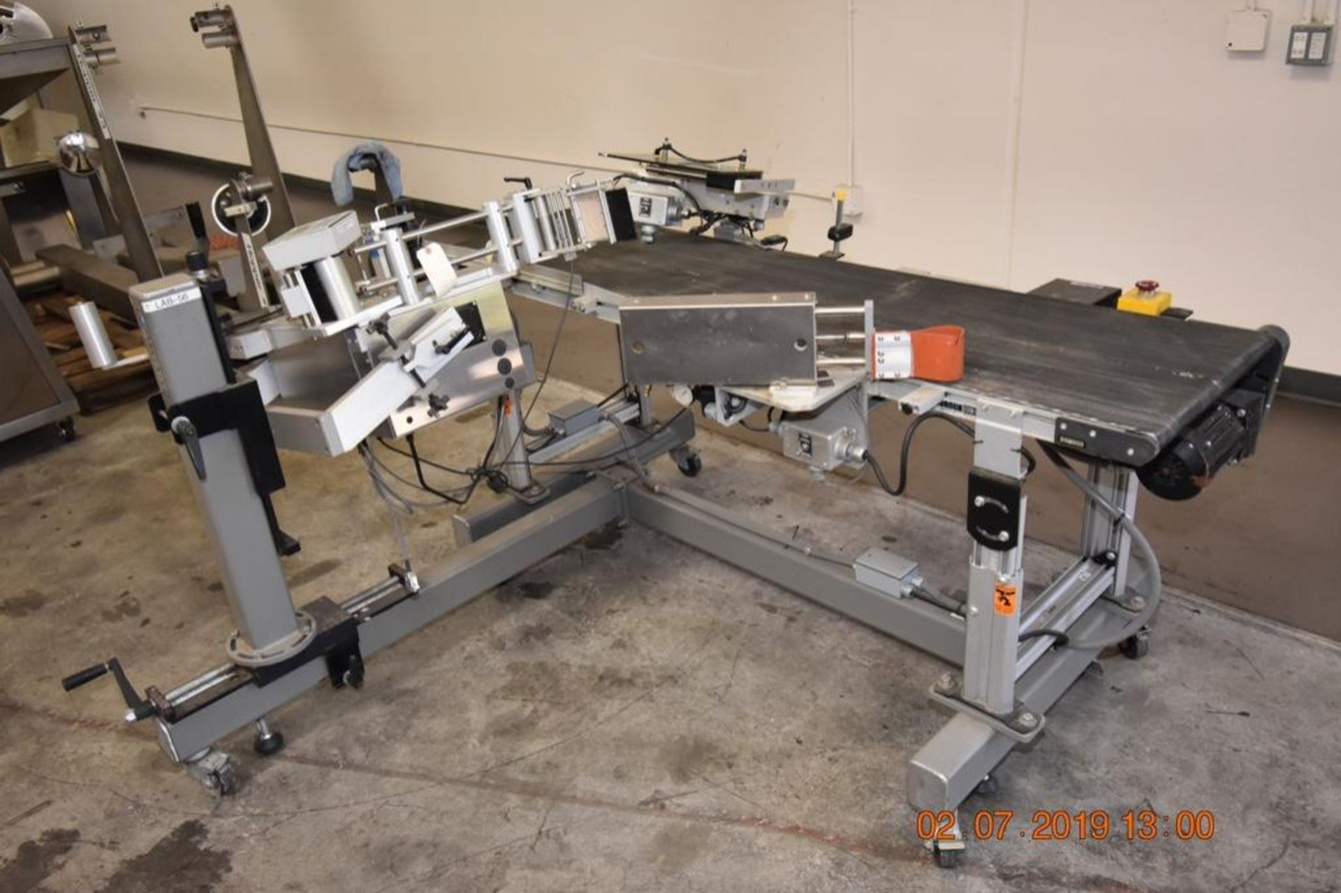 Label-Aire Labeler w/Conveyor