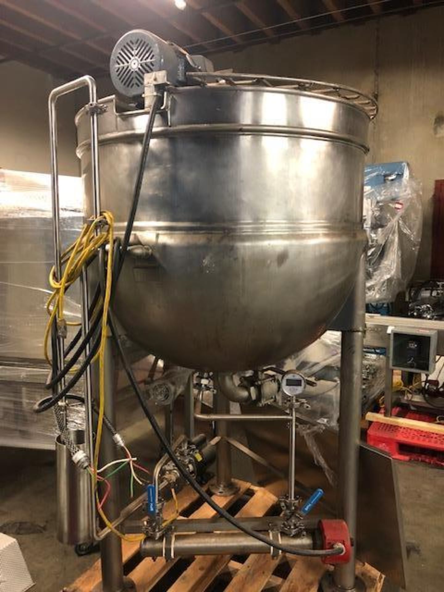 200 gal Lee Stainless Steel steam jacketed kettle