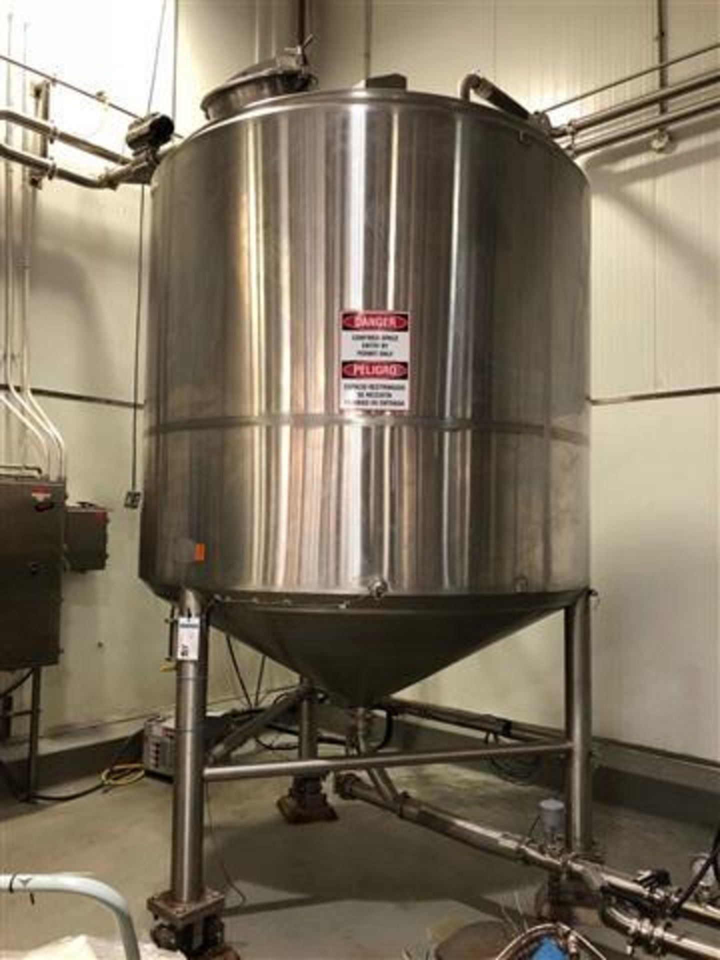 Maker Engineering 1,500 Gallon Jacketed Tank