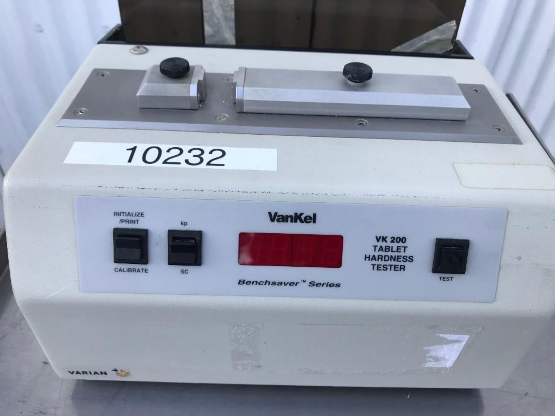 Varian VK200 Tablet Hardness Tester. - Image 2 of 3