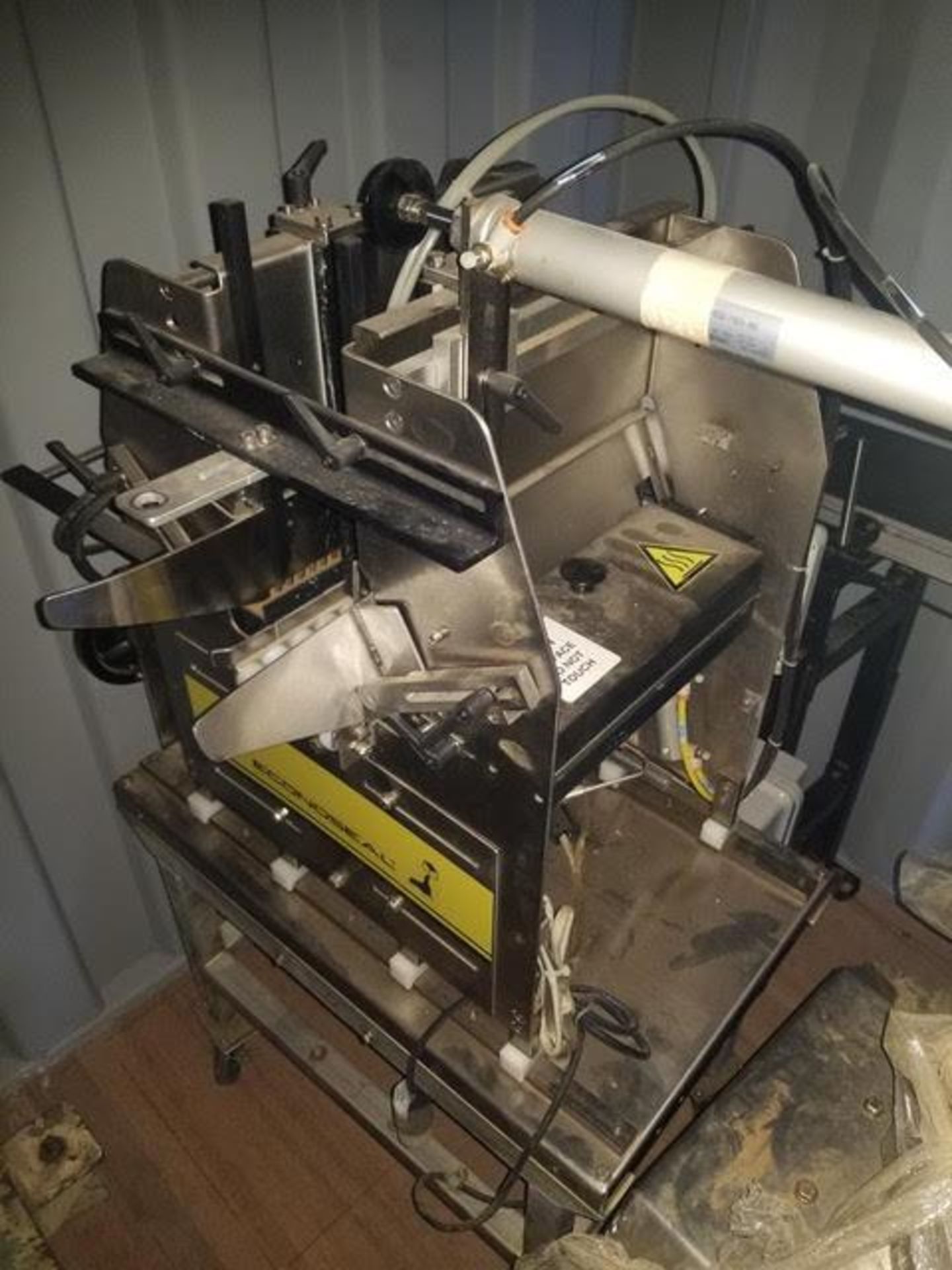 Econoseal Twin Seal Glue Carton Machine