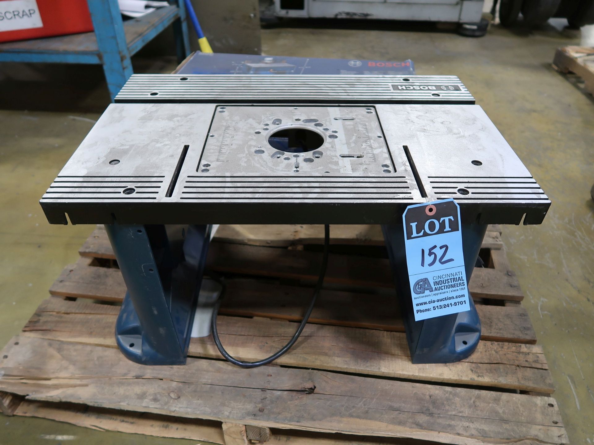 BOSCH BENCH TOP ROUTER **NO ROUTER**